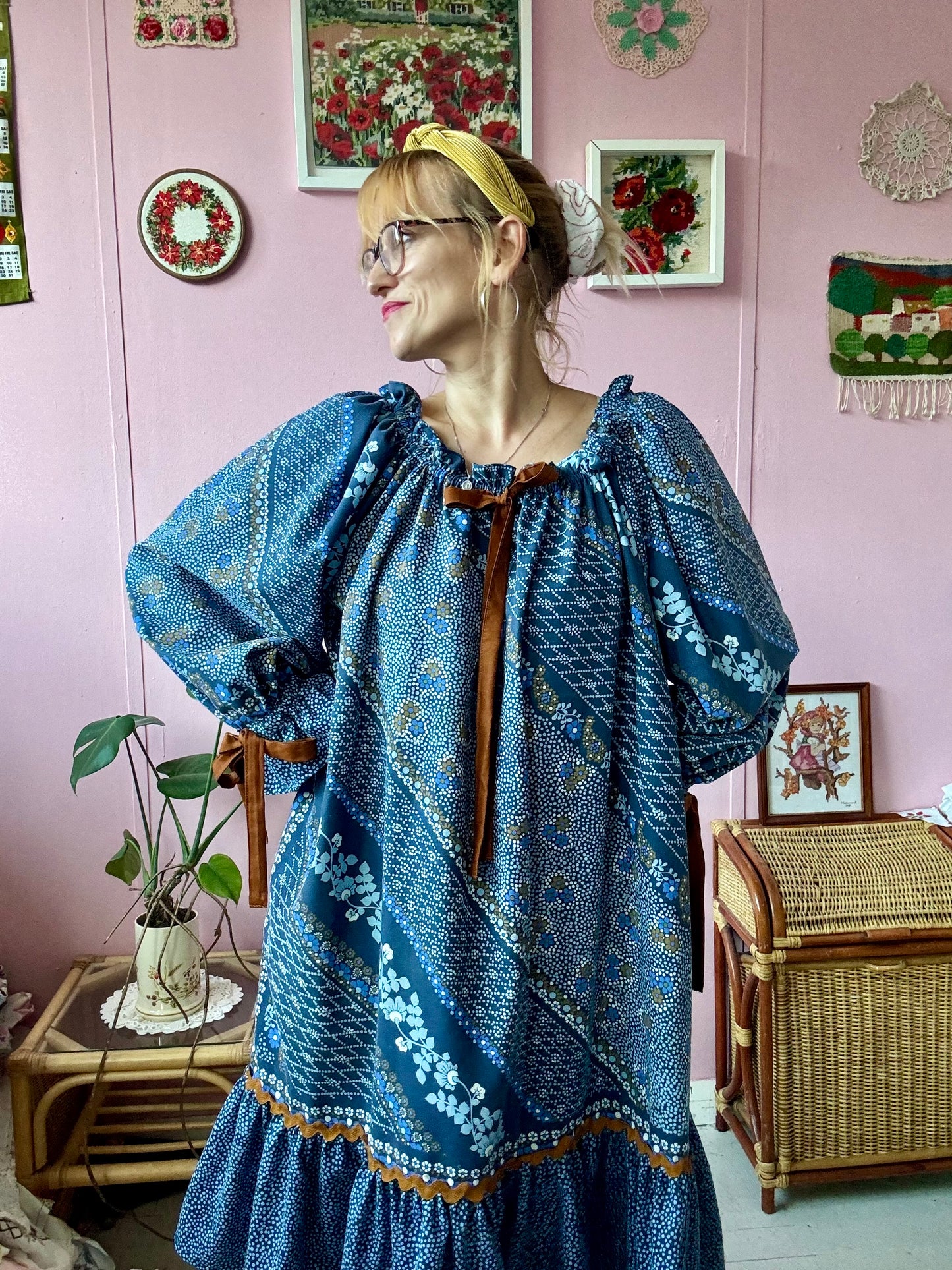 Blue and brown dress with long sleeves