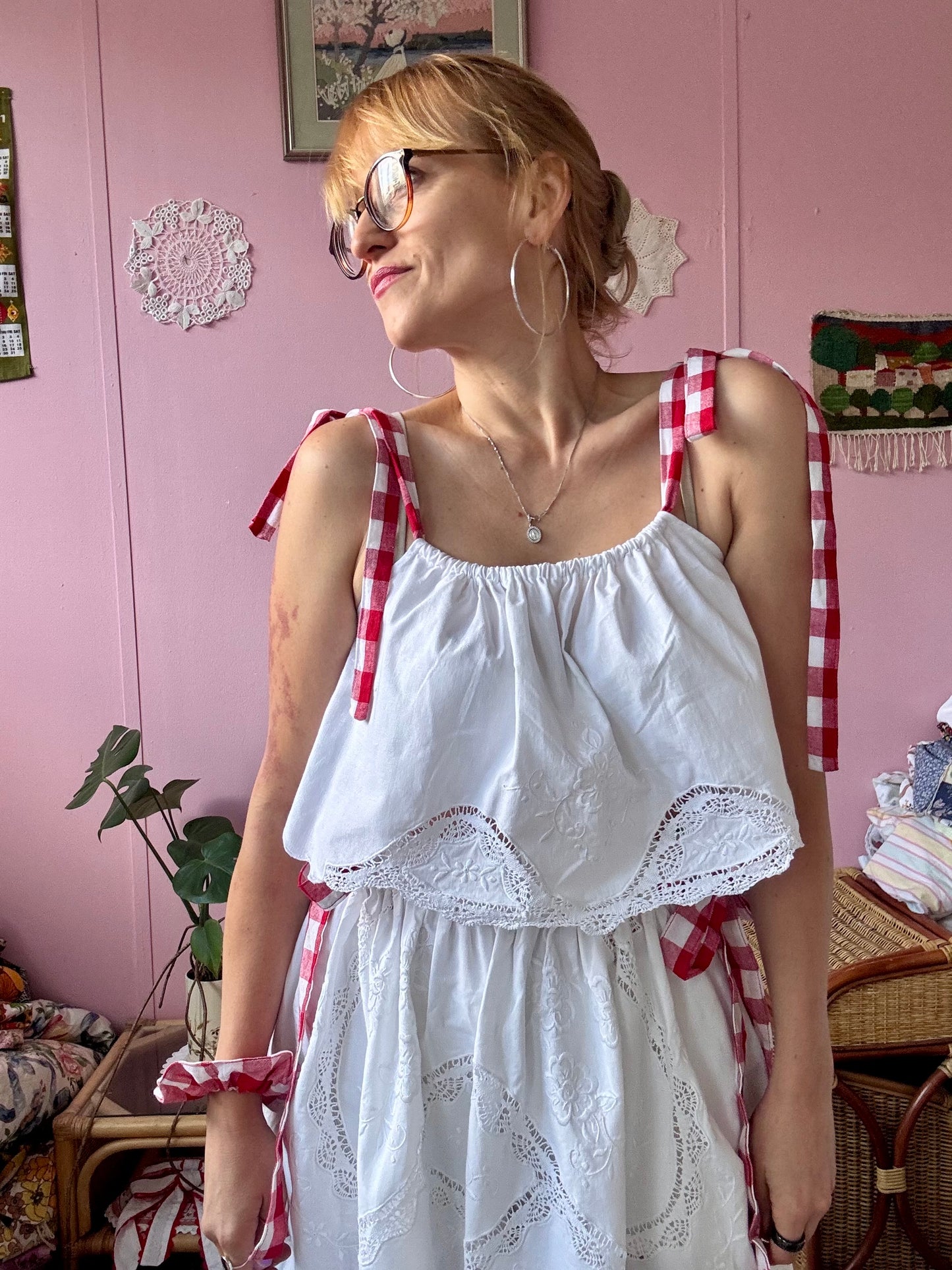 White set with red gingham