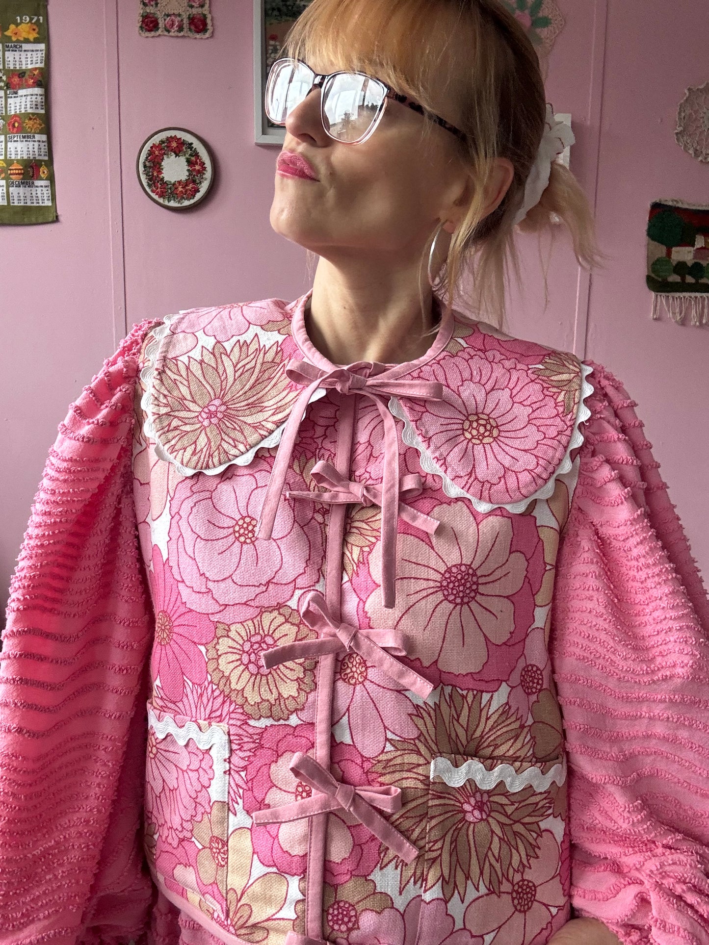 Pink floral and candlewick set