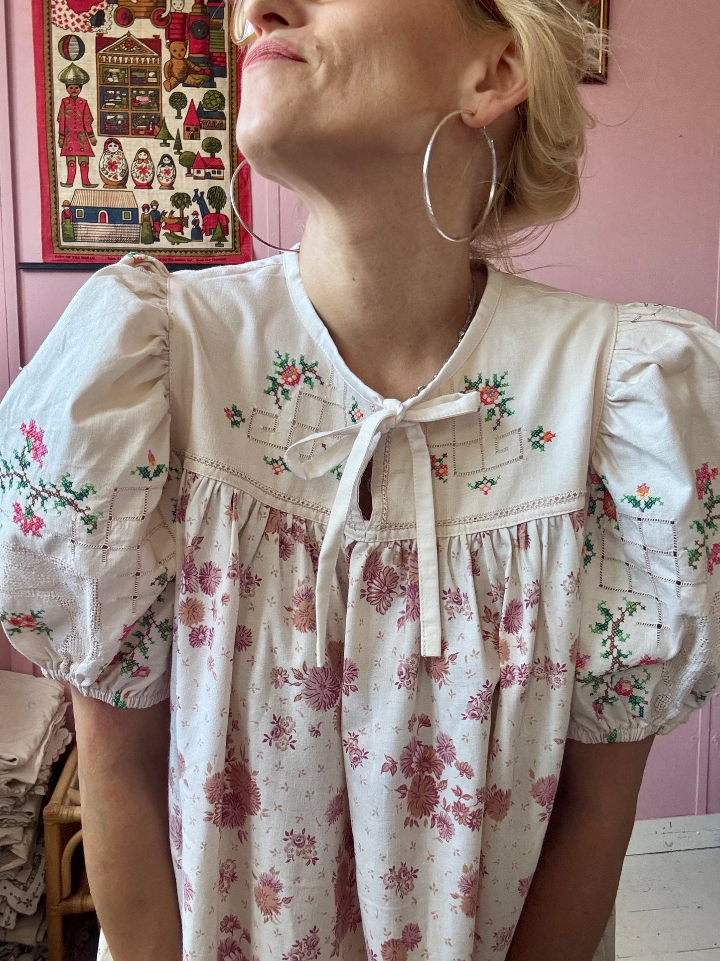 Floral and embroidery midi dres