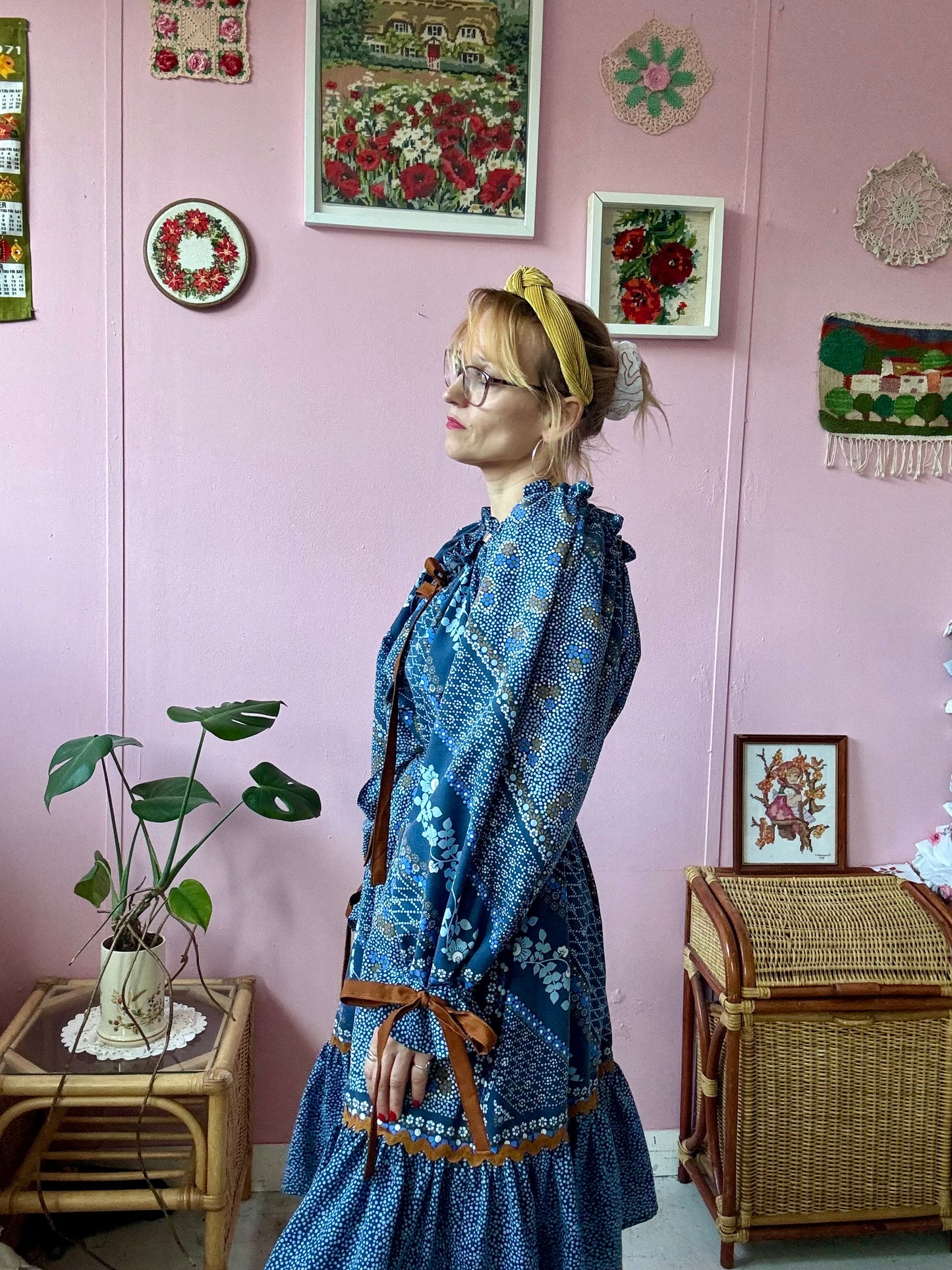 Blue and brown dress with long sleeves
