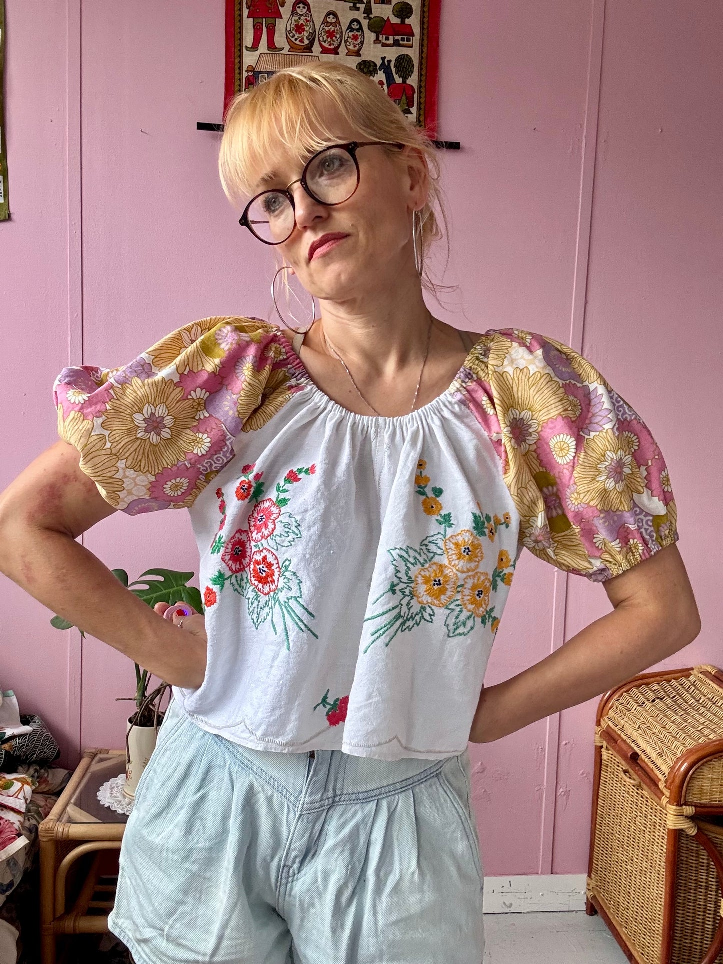 Floral blouse with embroidery