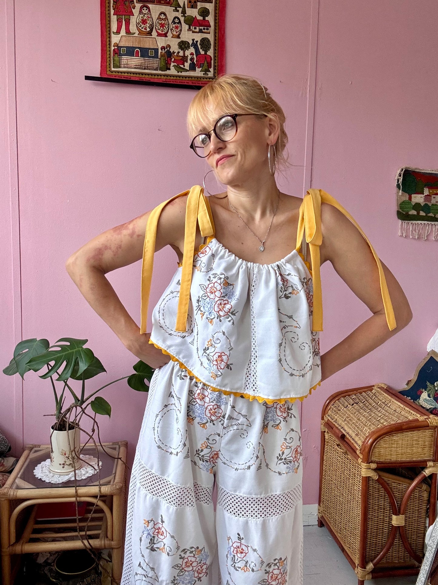 Trousers set with yellow straps and ric rac