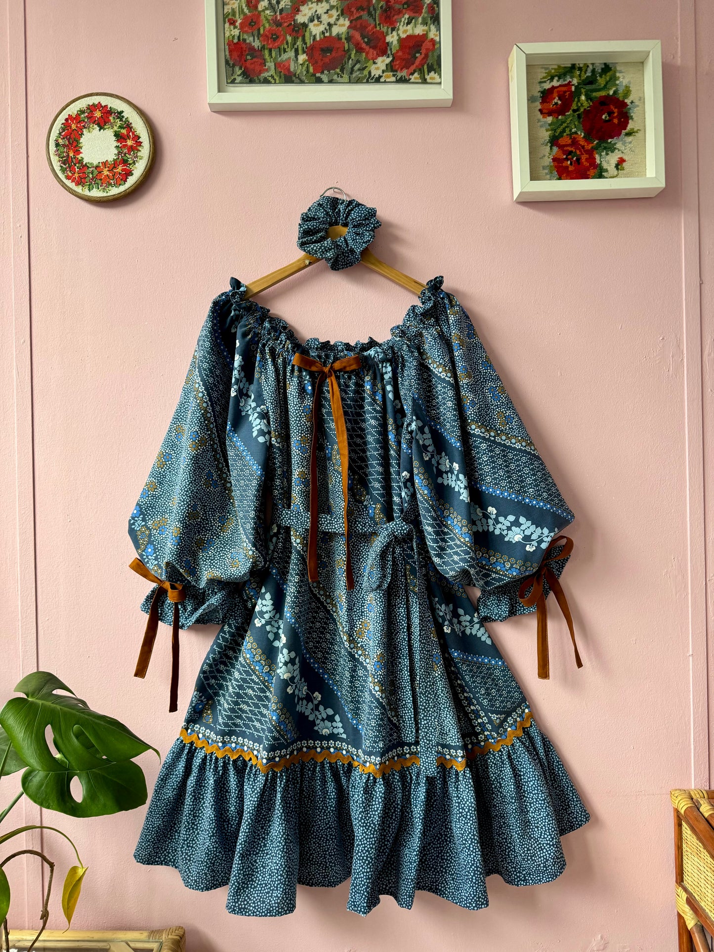 Blue and brown dress with long sleeves