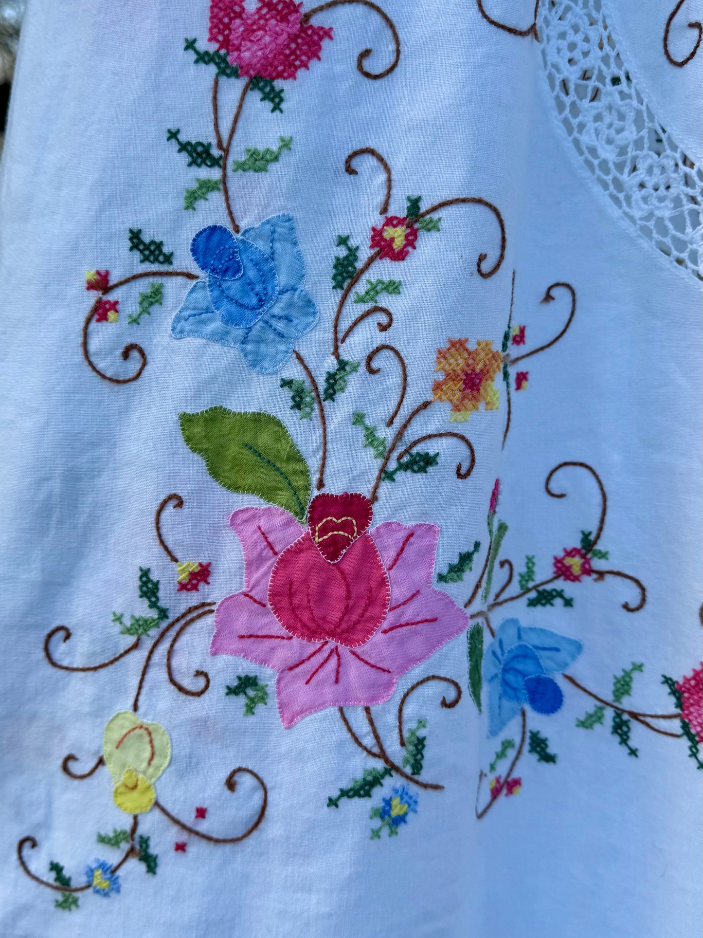 White maxi dress with appliqué,embroidery and lace panels