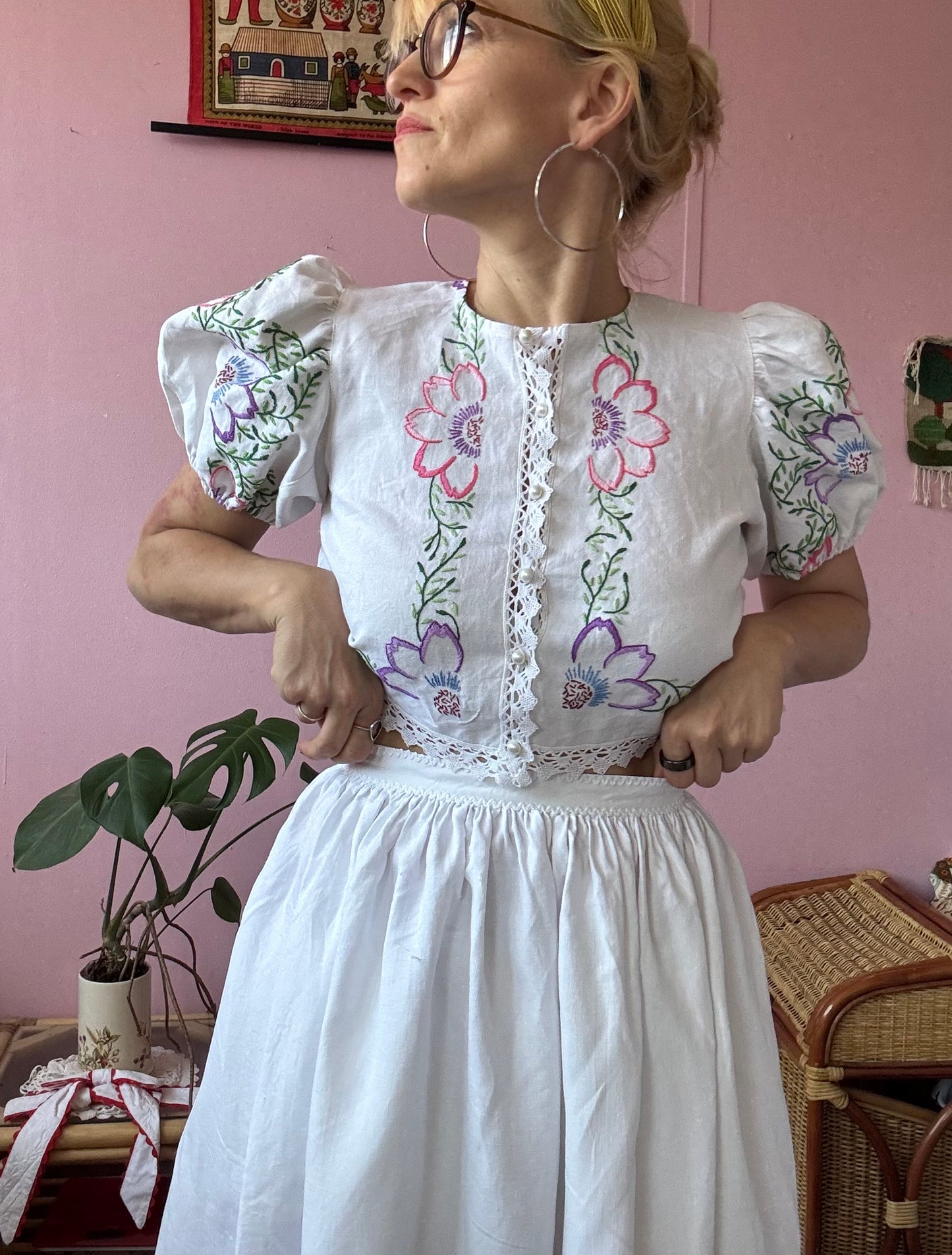 White linen skirt with embroidery and lace