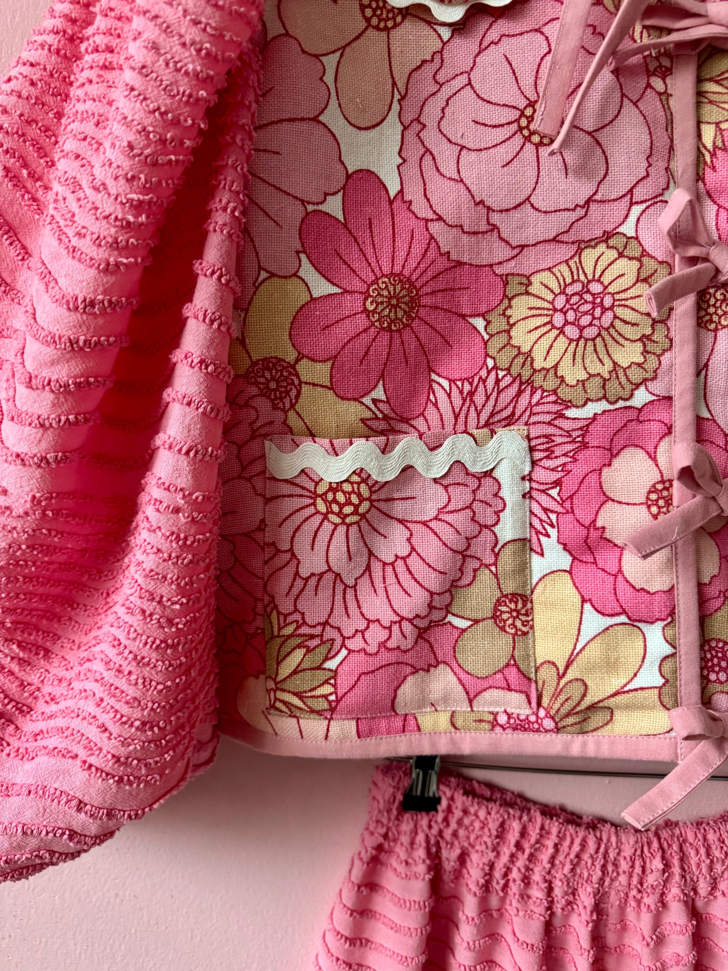 Pink floral and candlewick set