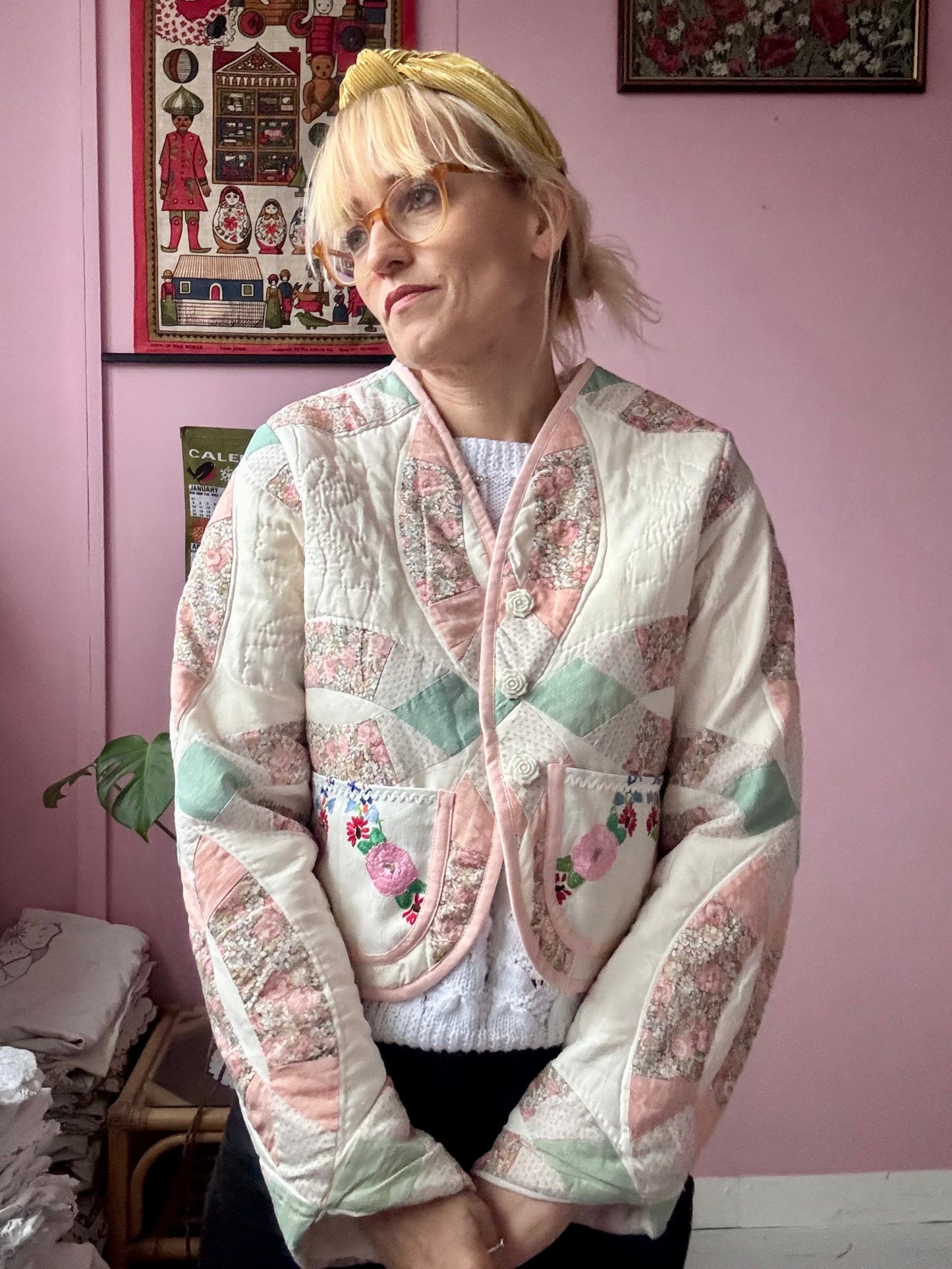 Patchwork jacket with floral pockets