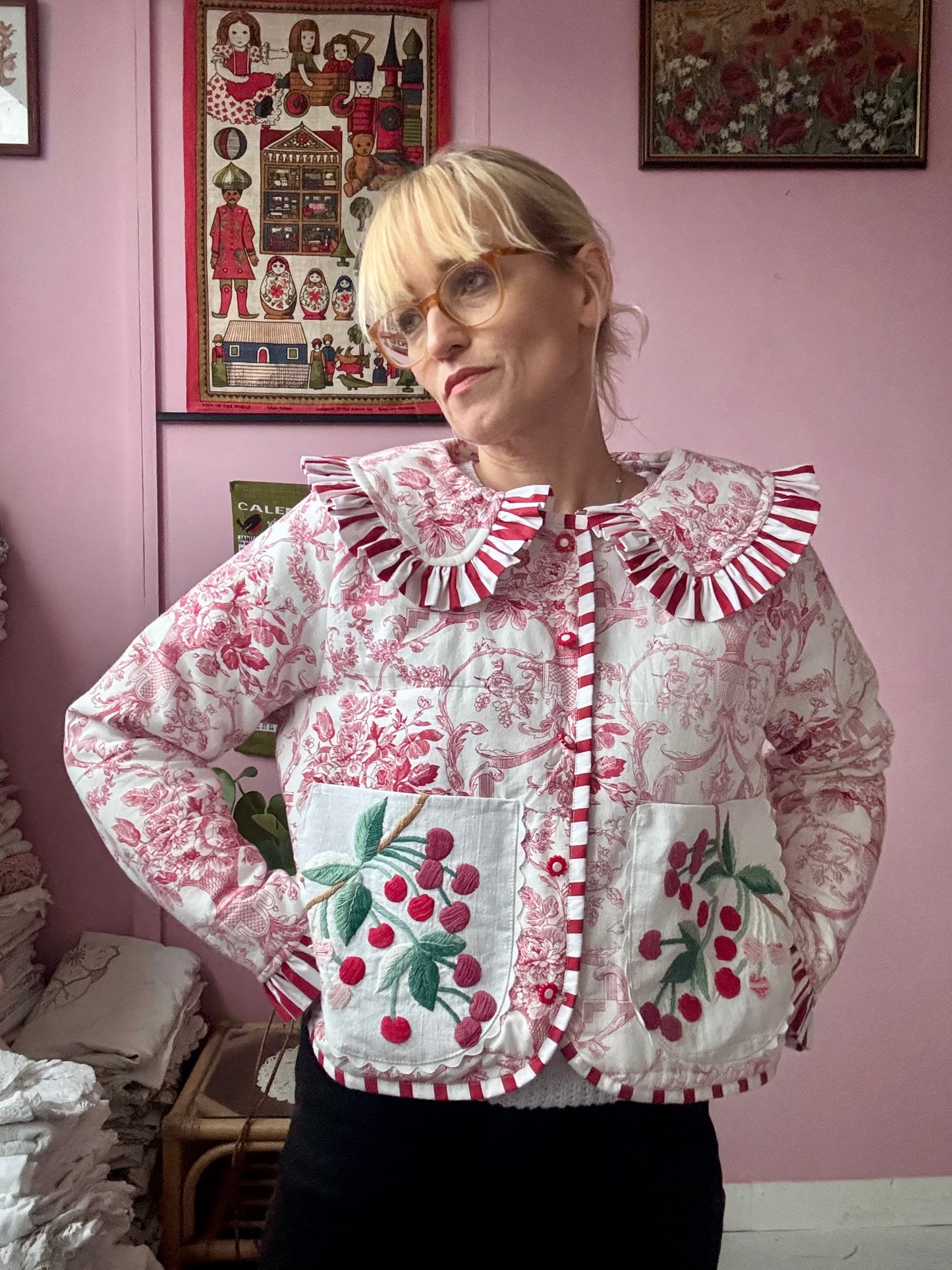 Blanket jacket with cherries pockets