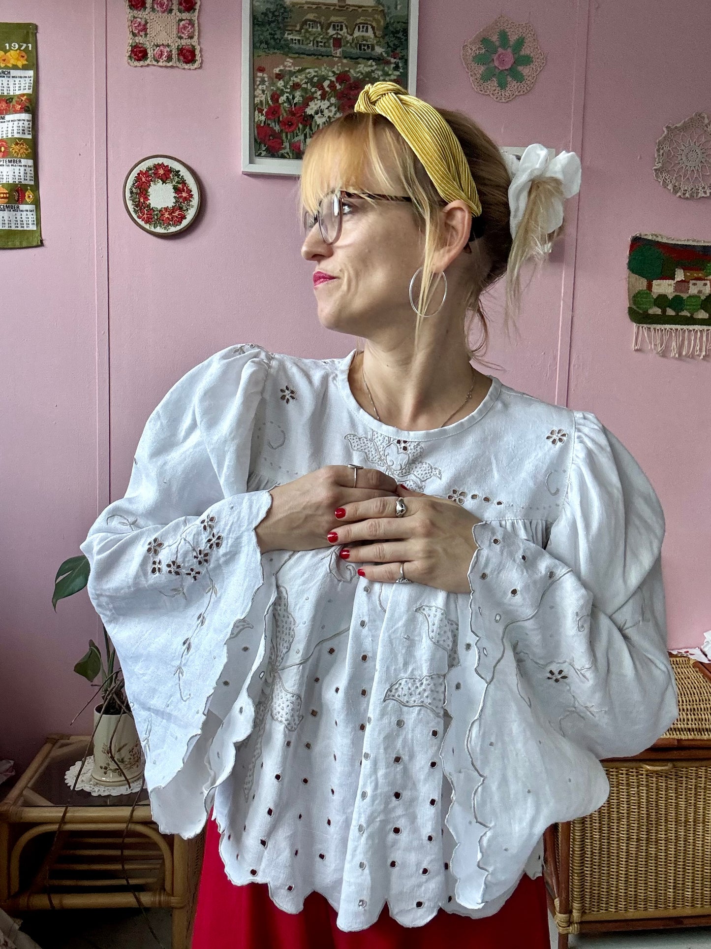 Linen Madeira blouse with wide sleeves