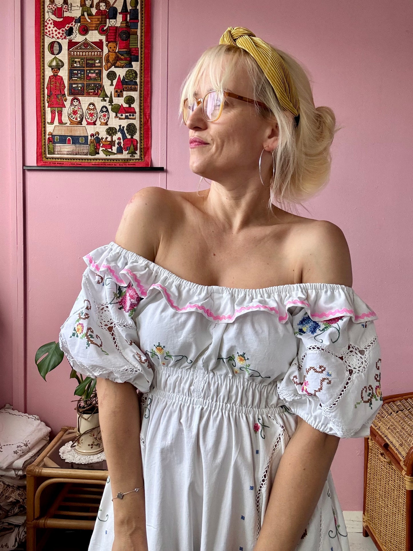 Embroidery maxi/midi dress