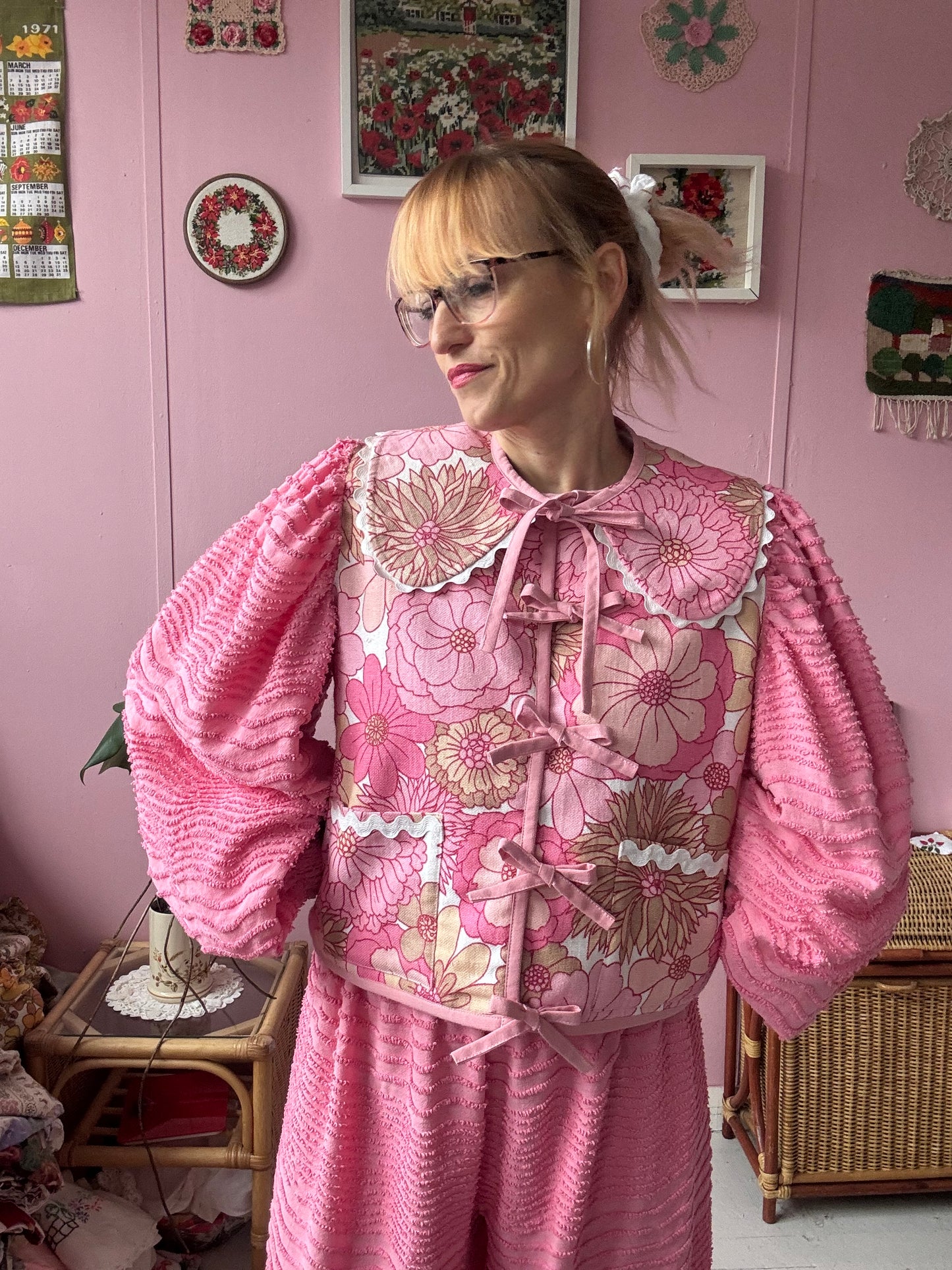 Pink floral and candlewick set