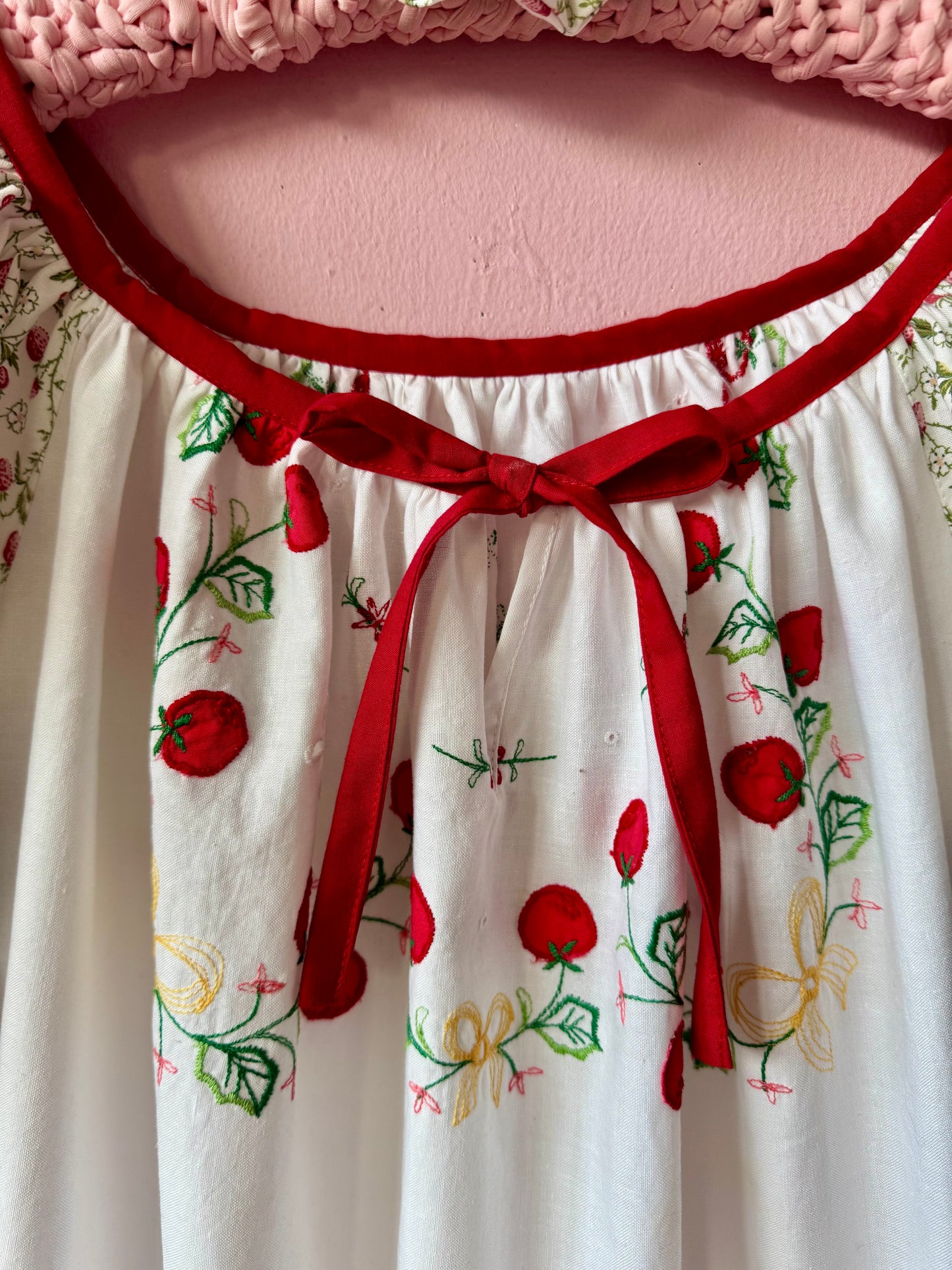 Apple and strawberry blouse