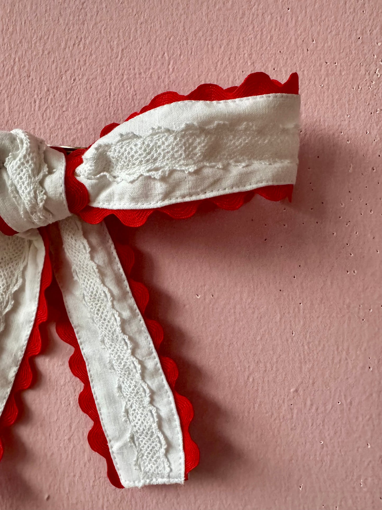 Red and white hair bow