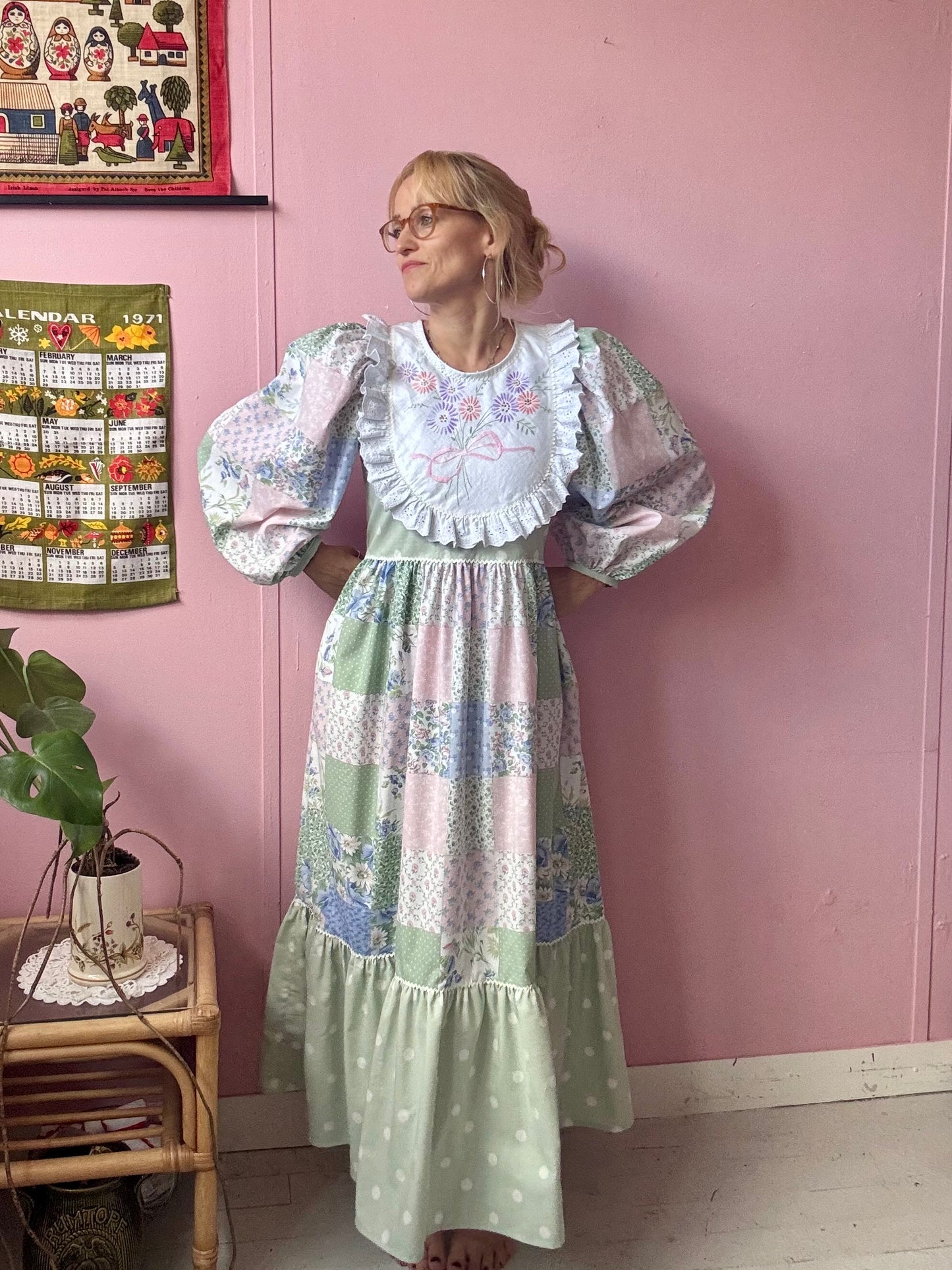 Maxi dress with long sleeves