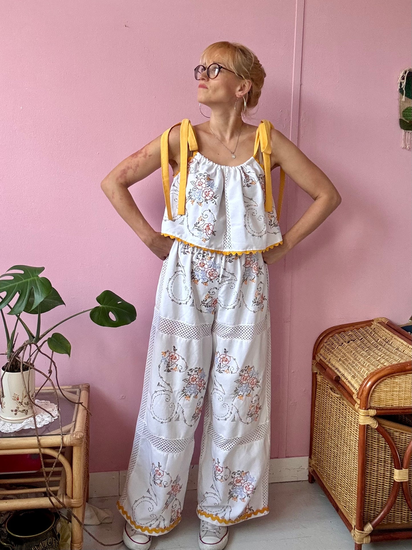 Trousers set with yellow straps and ric rac