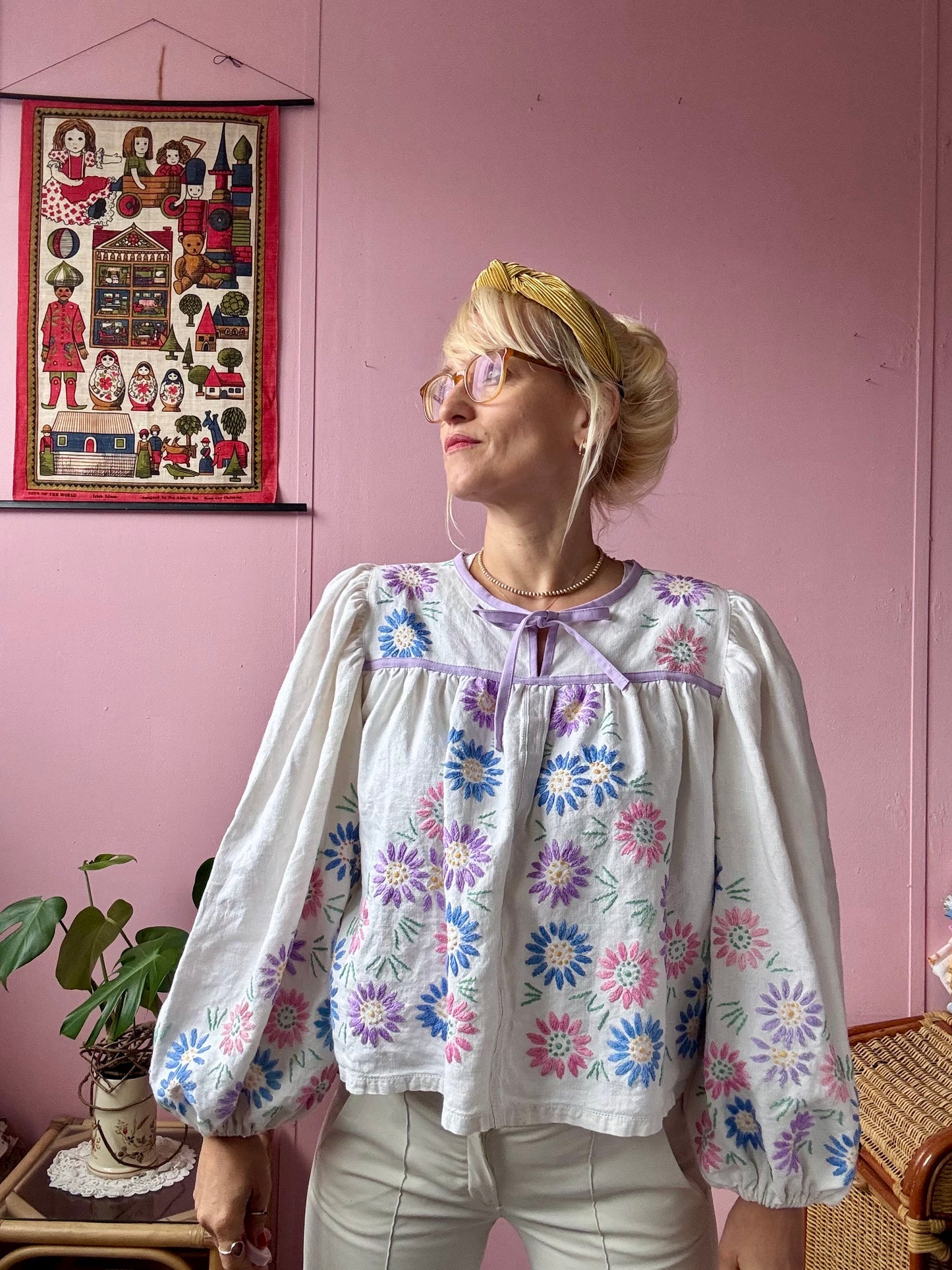Floral hand embroidery blouse