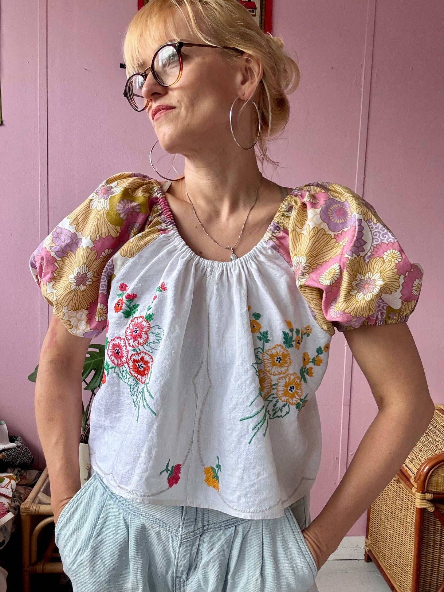 Floral blouse with embroidery