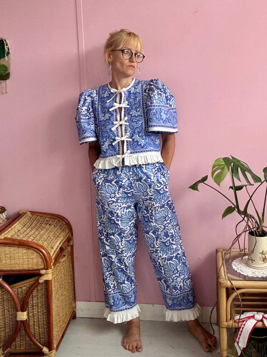 Blue floral trousers set