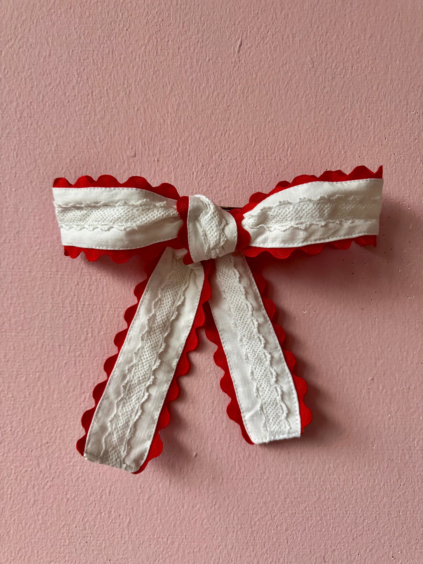 Red and white hair bow