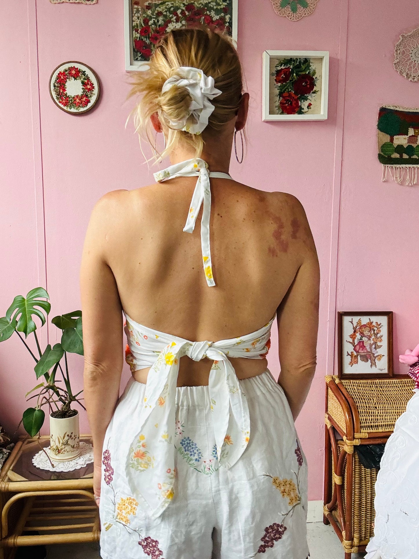 Yellow stripes and flowers towel top