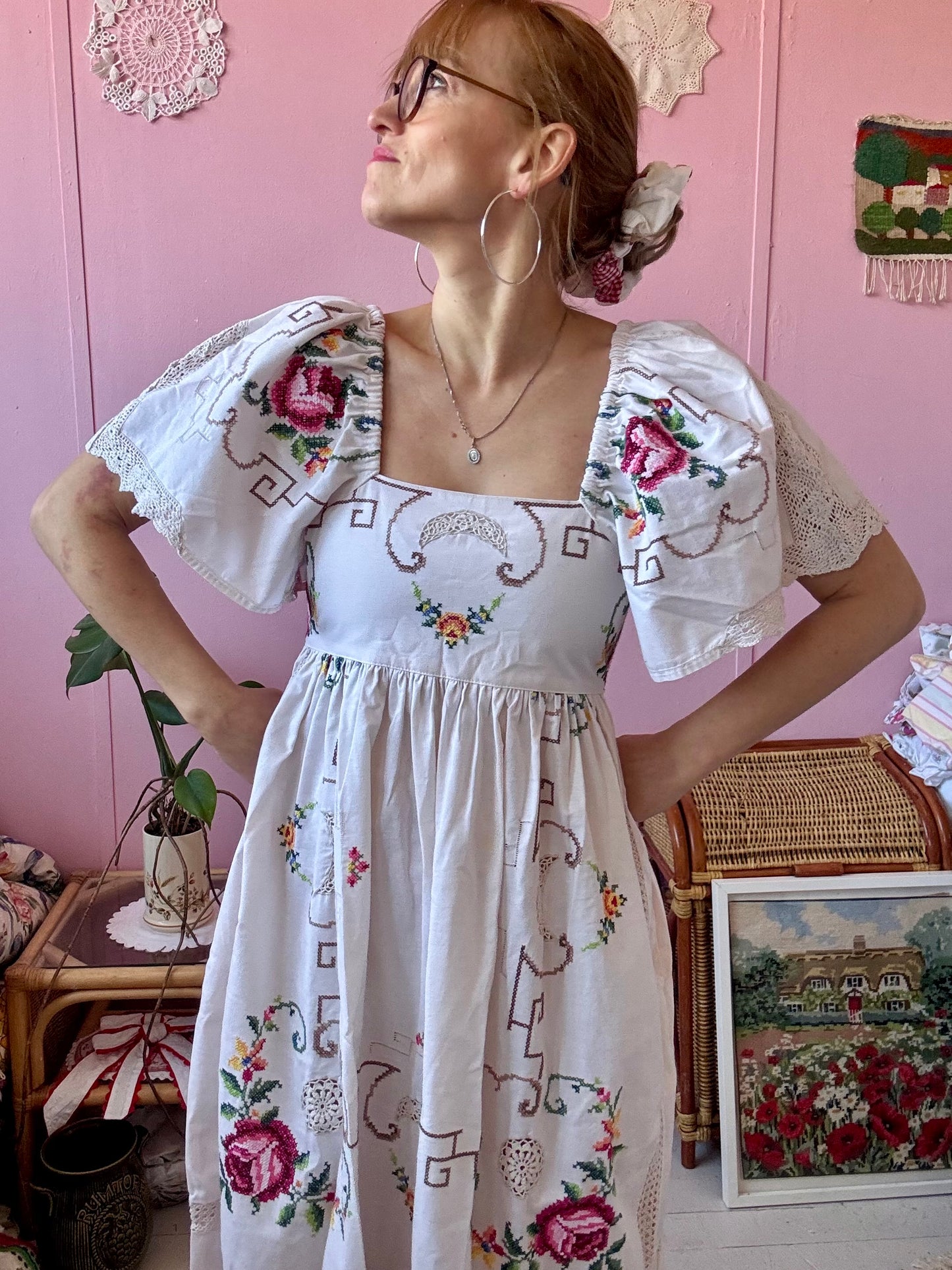 Cream maxi dress with roses and lace
