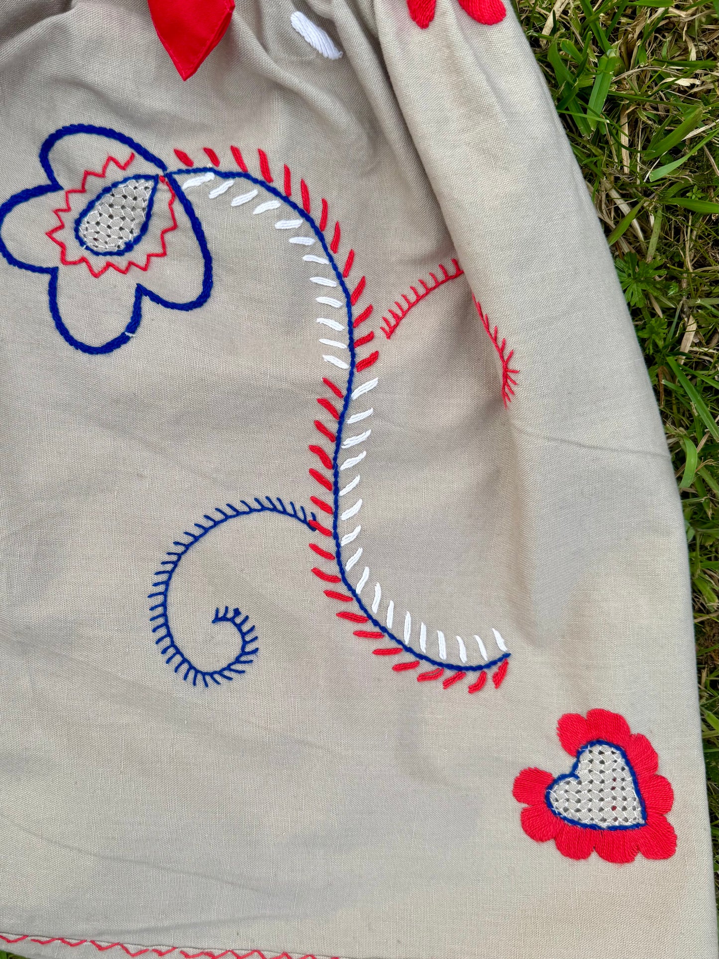 Hand embroidery set