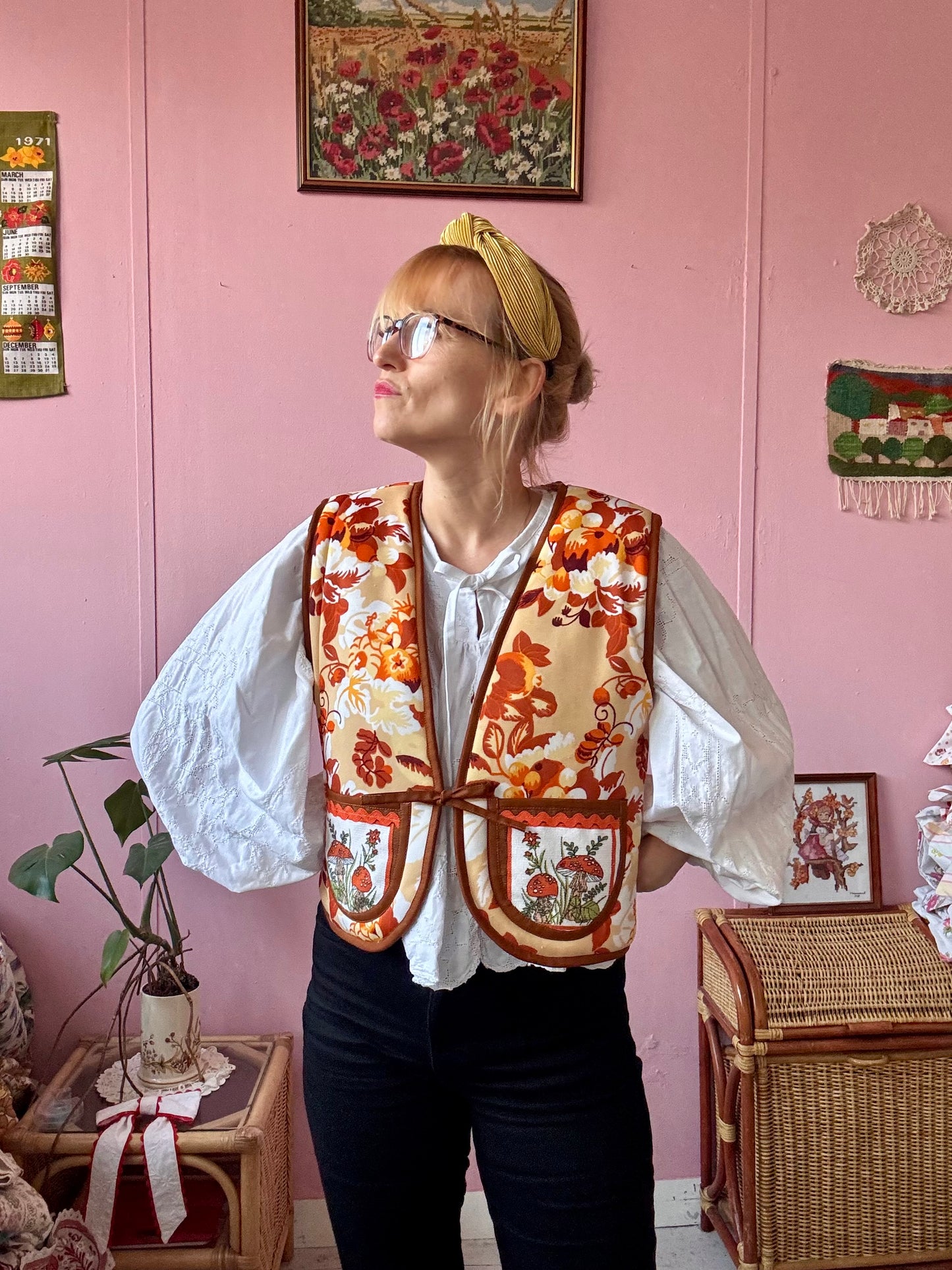 Brown floral vest with pockets