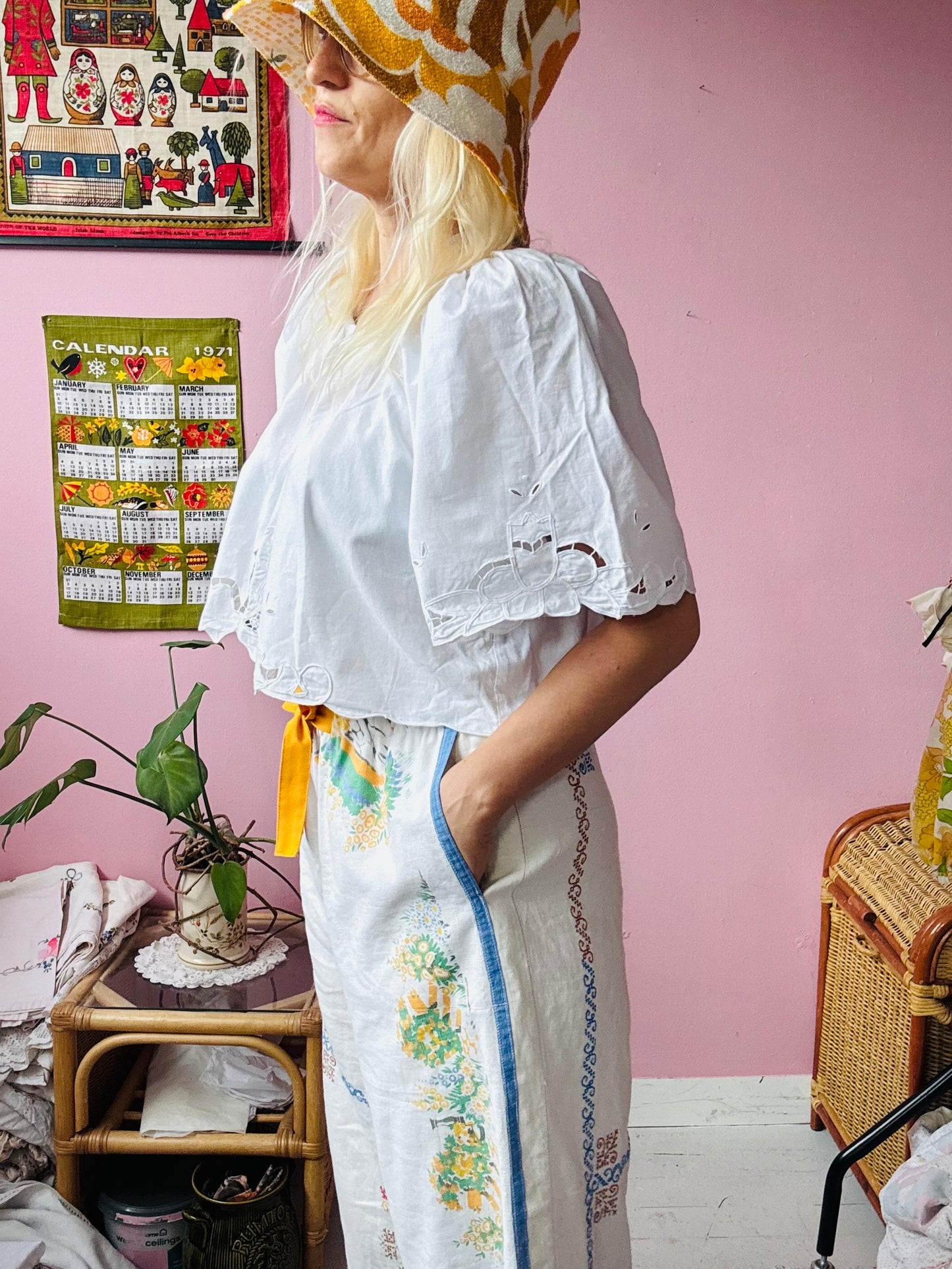 Wide leg trousers with frill