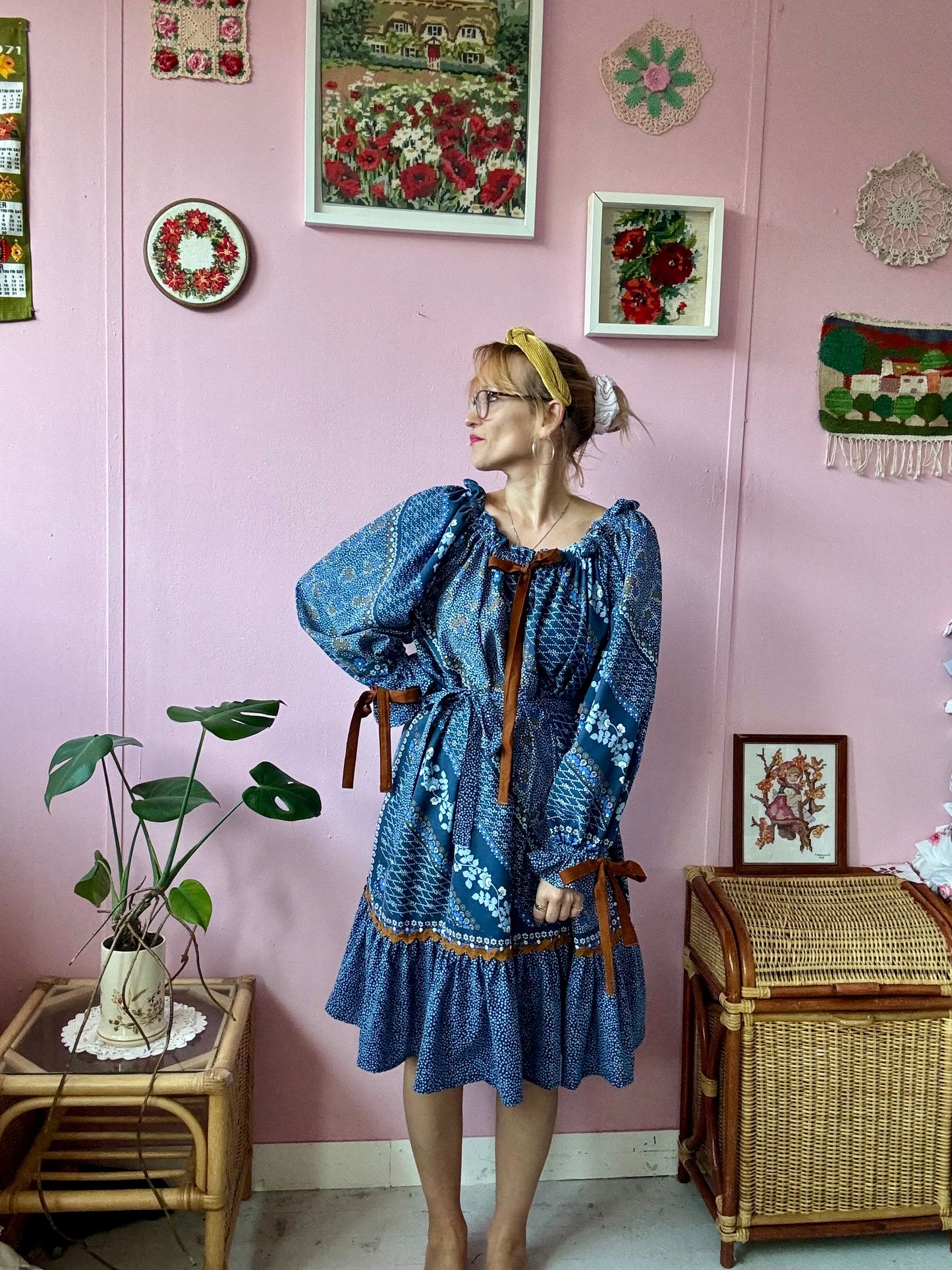 Blue and brown dress with long sleeves