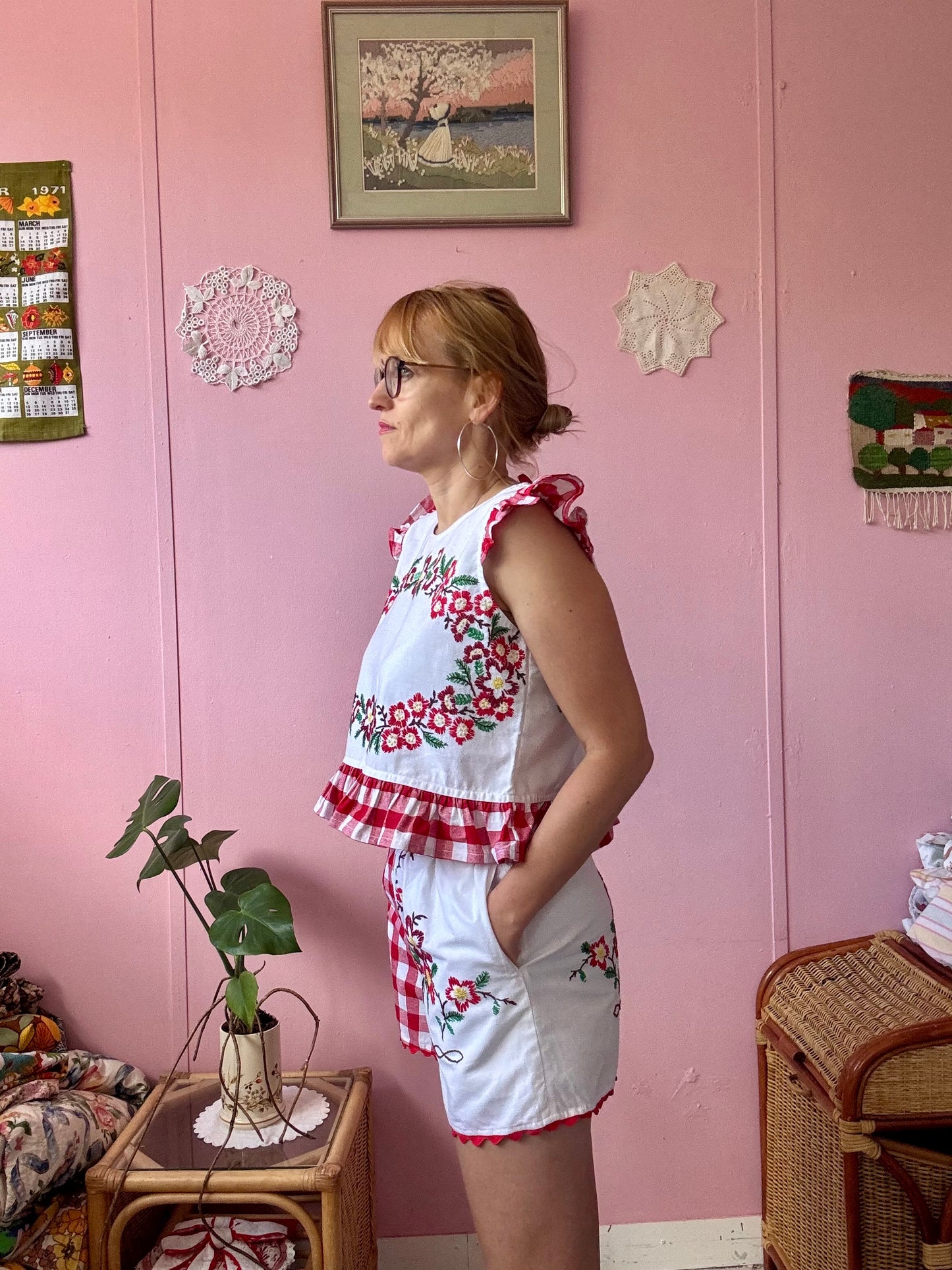Floral and red gingham shorts set