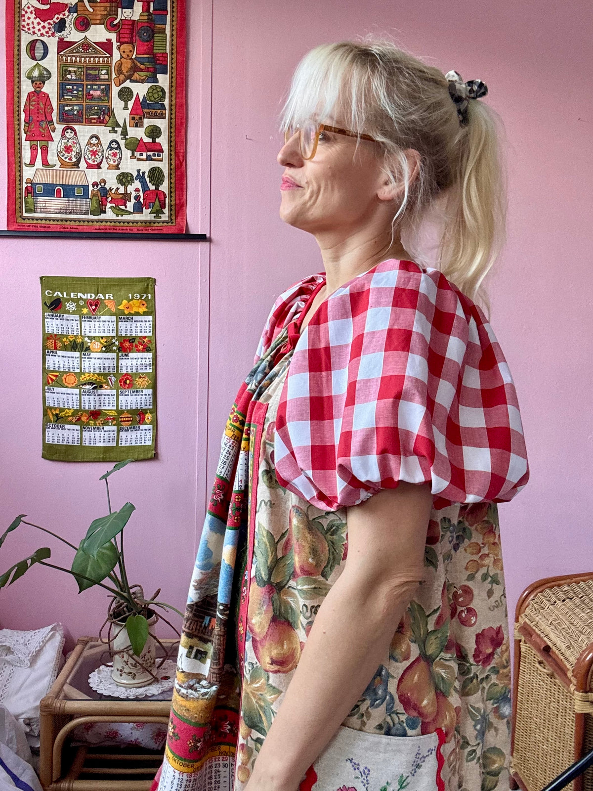 1981 vintage teatowel short dress