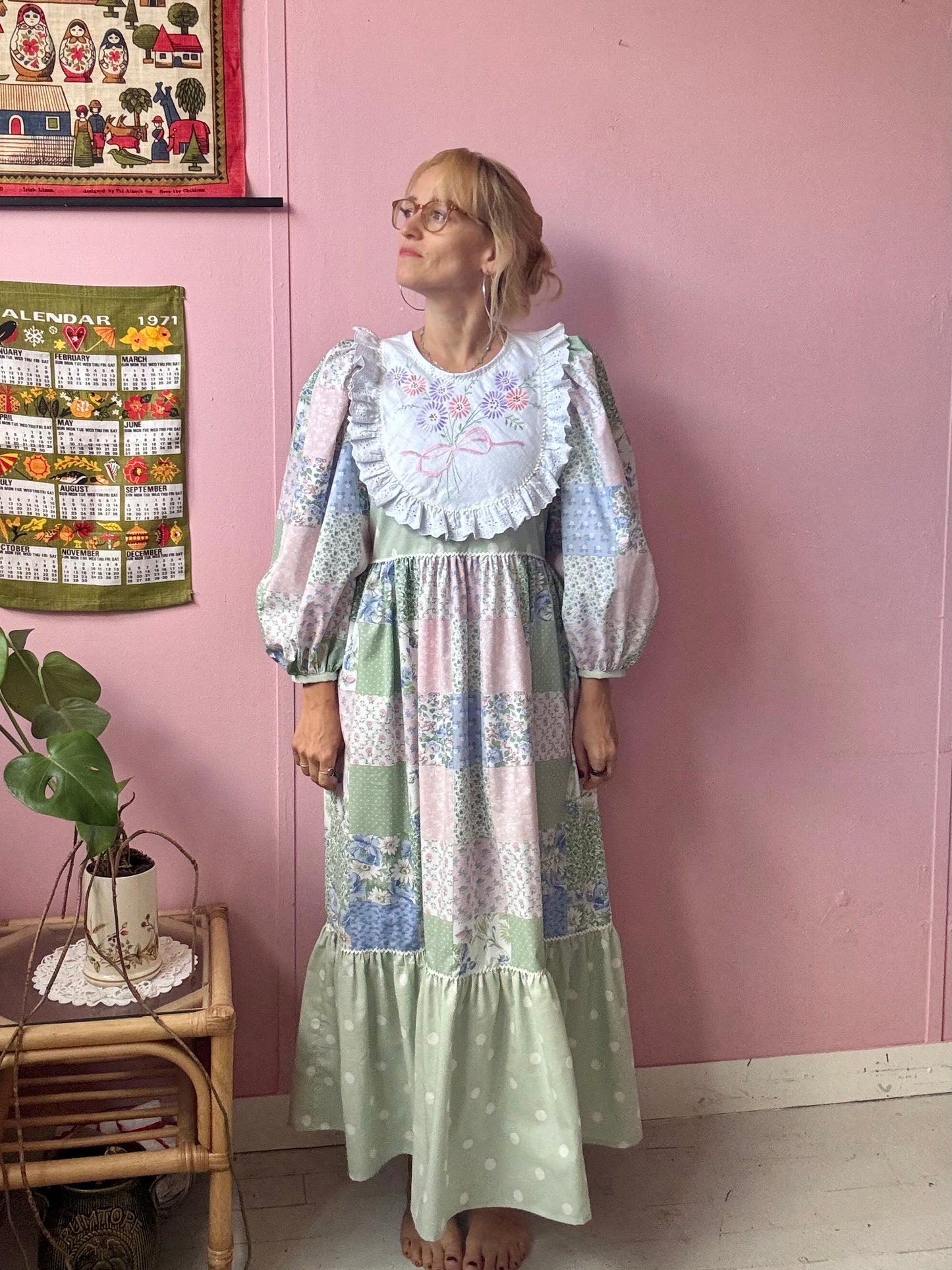 Maxi dress with long sleeves