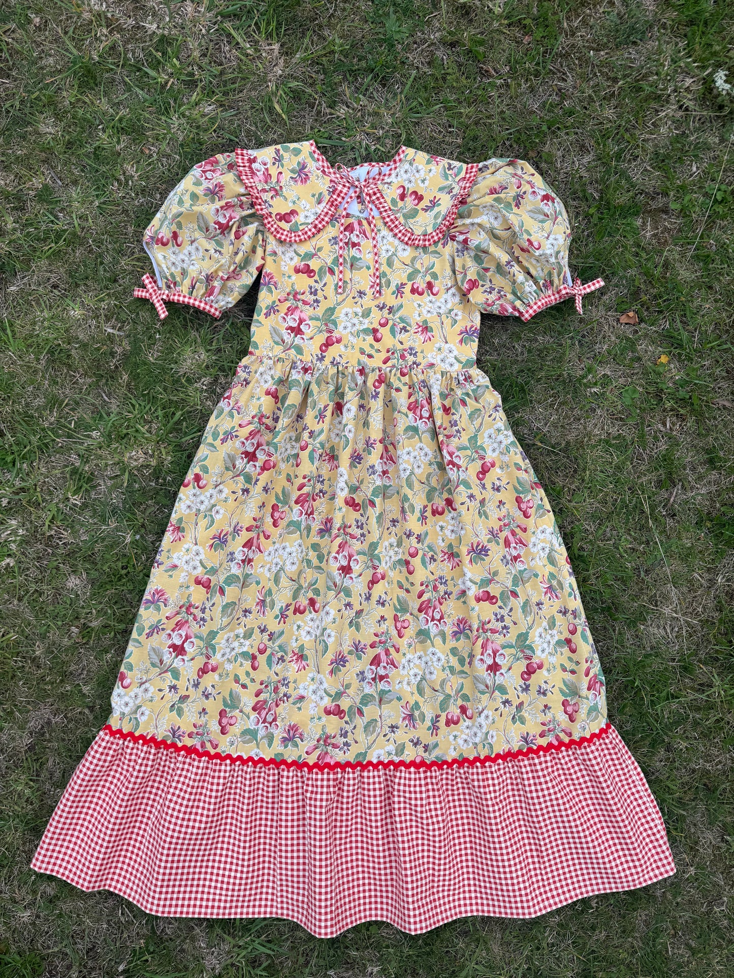 Yellow fruity and gingham dress