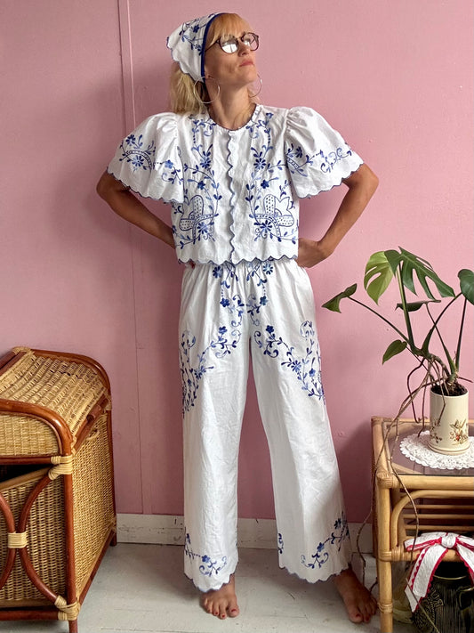 Blue floral embroidery trousers set