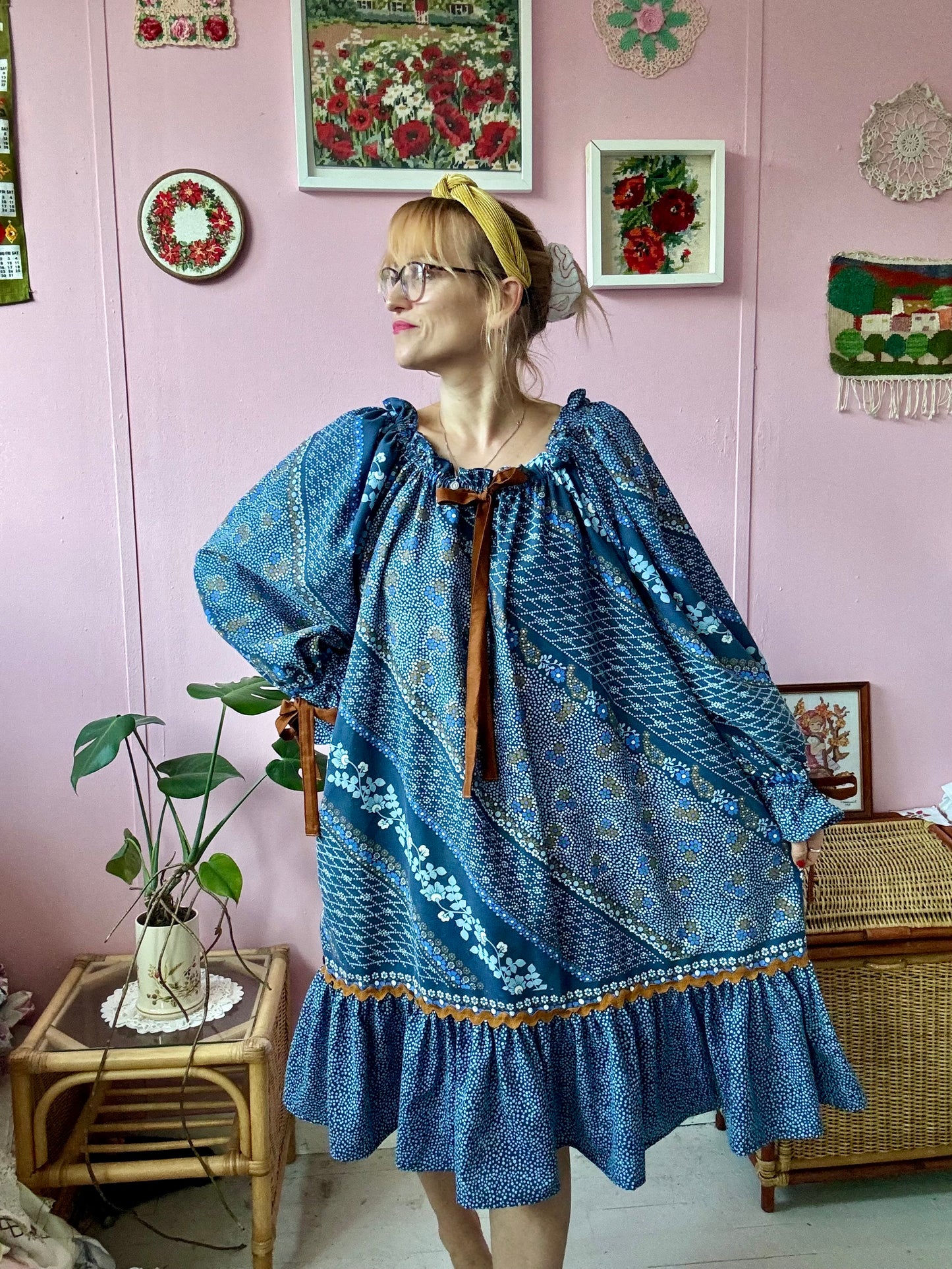 Blue and brown dress with long sleeves