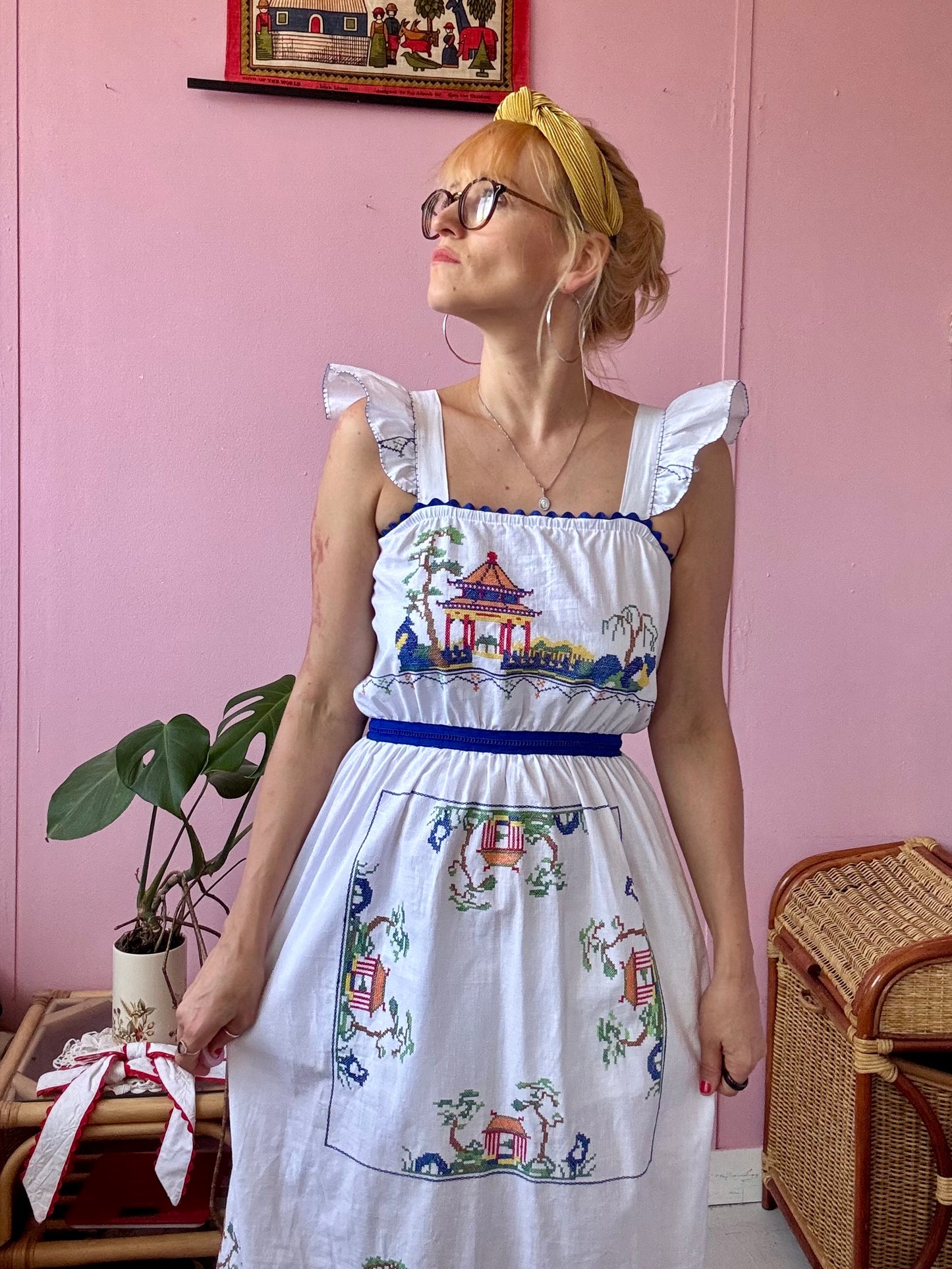 Midi dress with blue waistband