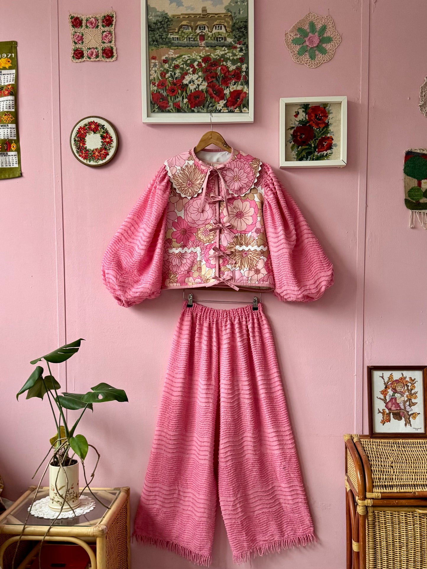 Pink floral and candlewick set