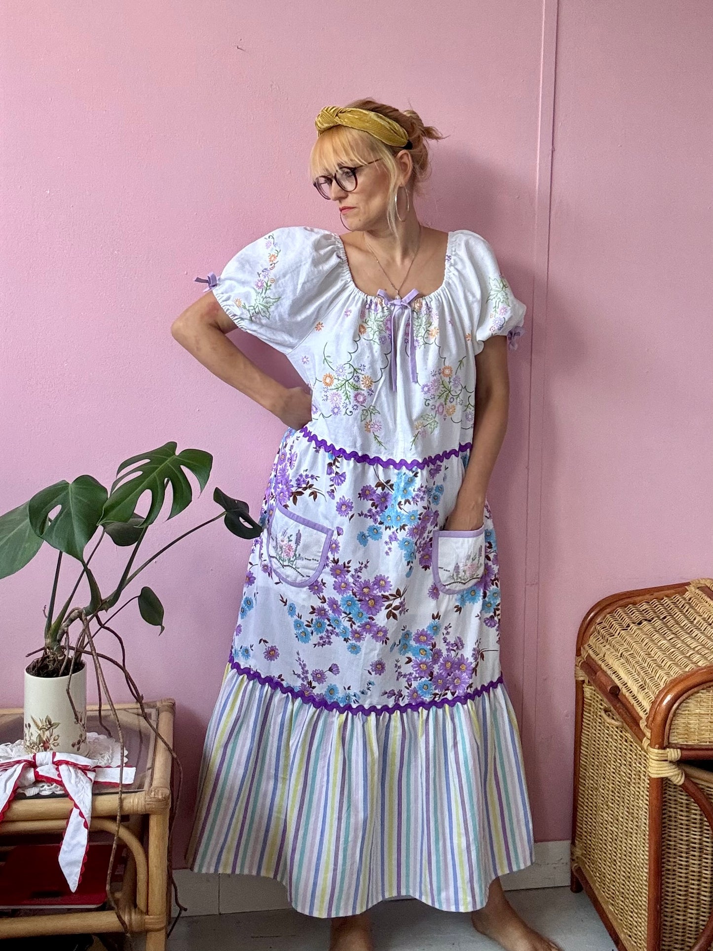 Maxi dress with 3 layers and sleeves