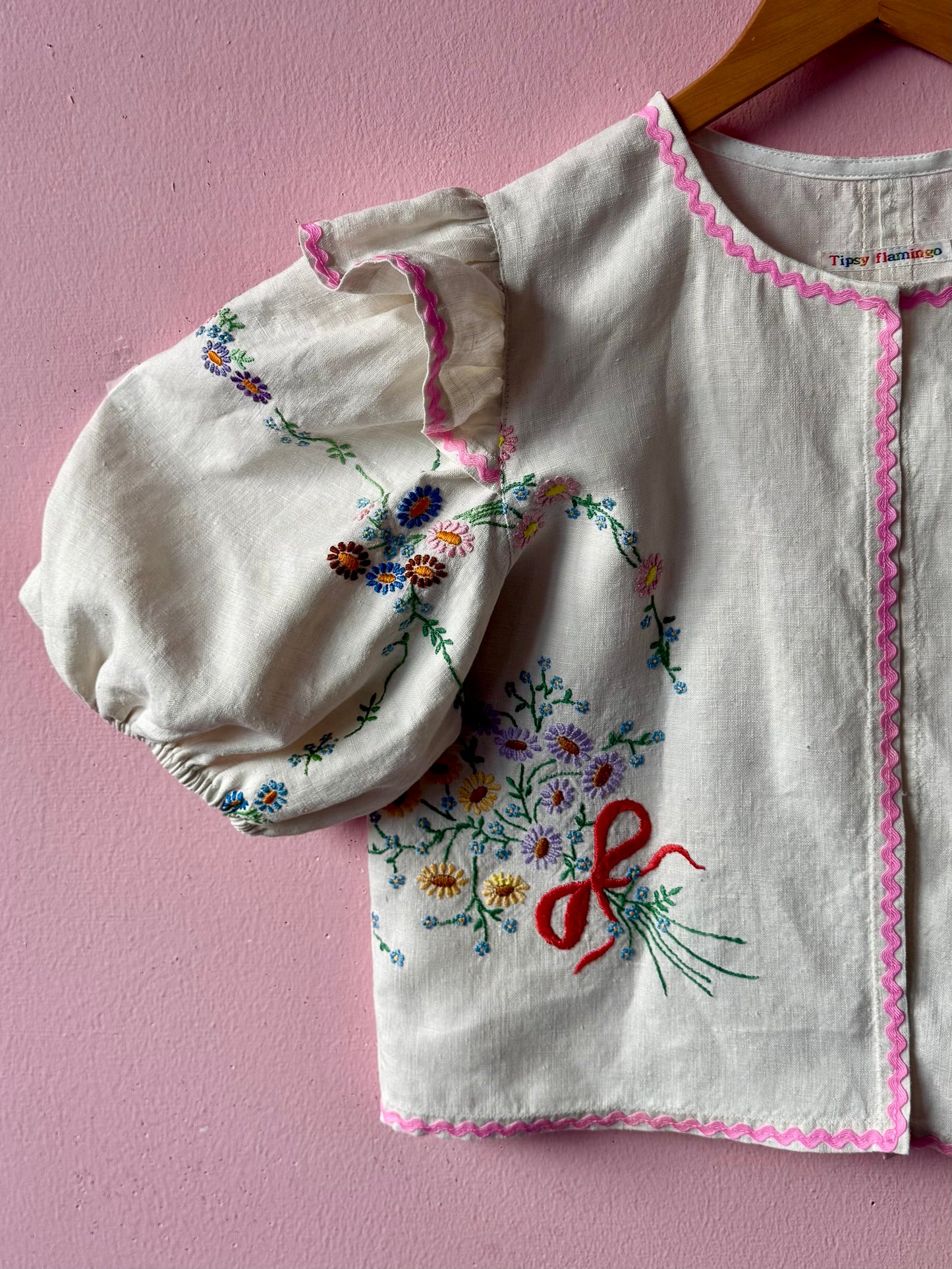 Linen blouse with pink ric rac