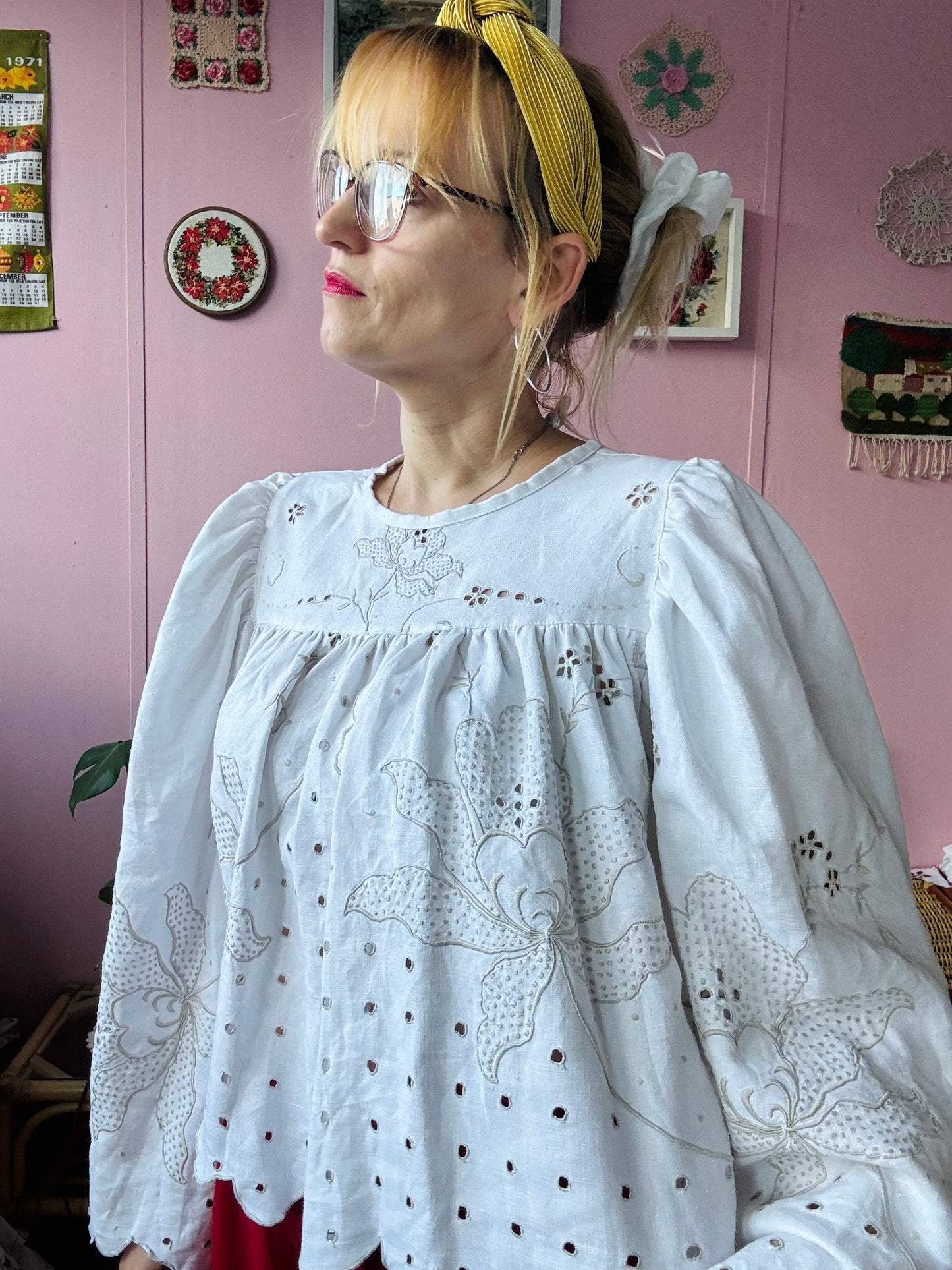 Linen Madeira blouse with wide sleeves