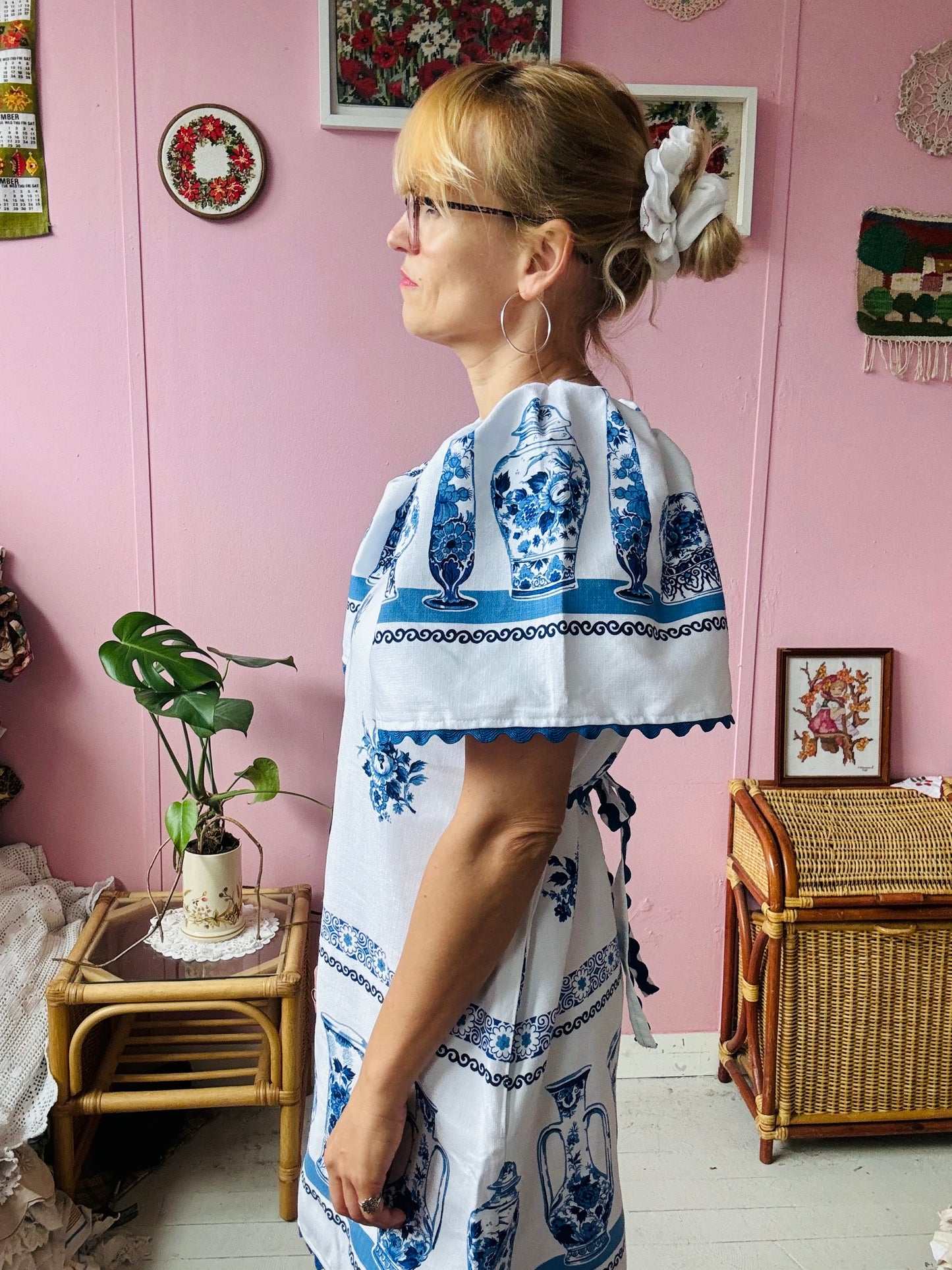 White and blue vases mini dress with blue ric rac