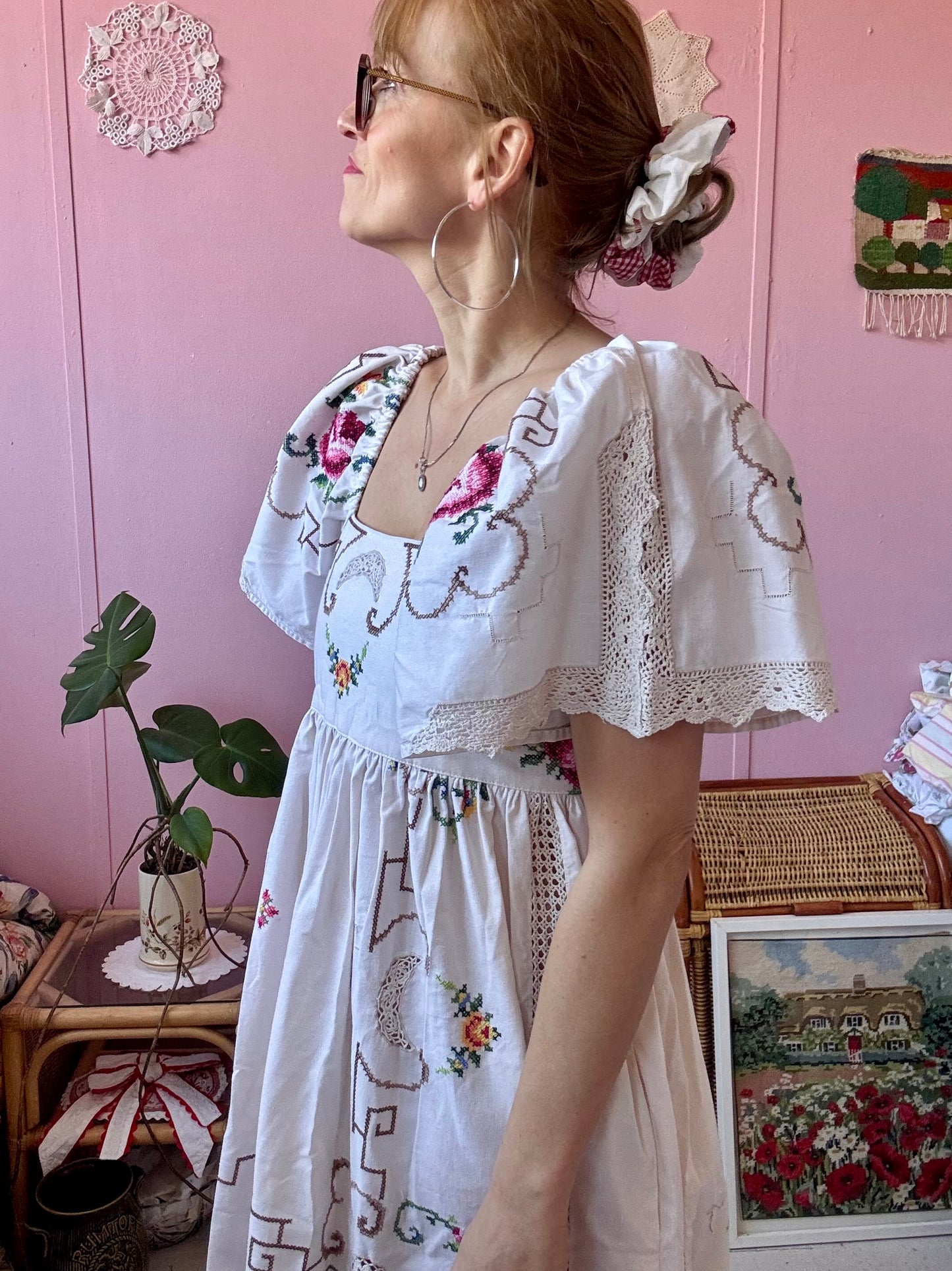 Cream maxi dress with roses and lace