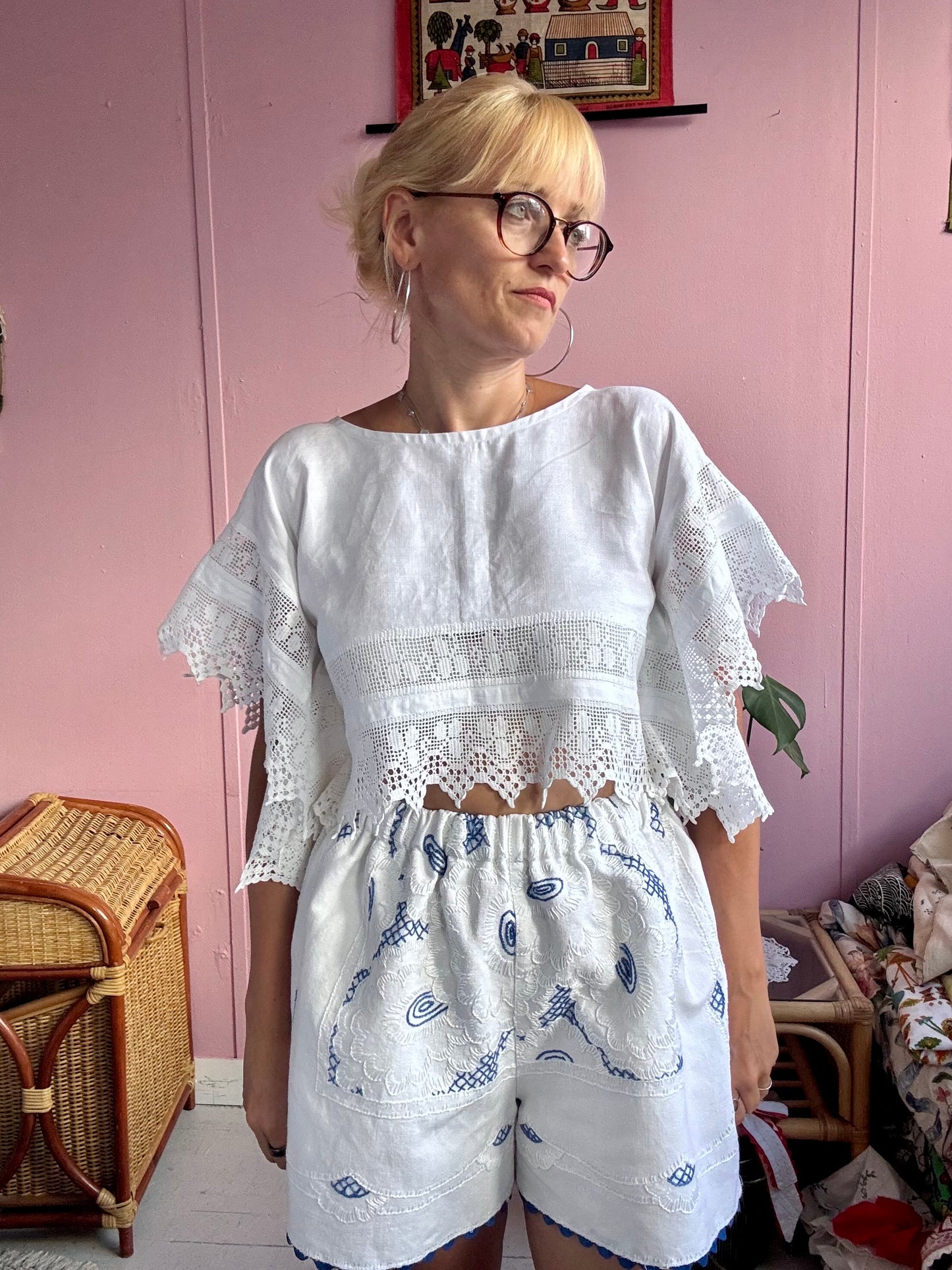 Basic top with lace