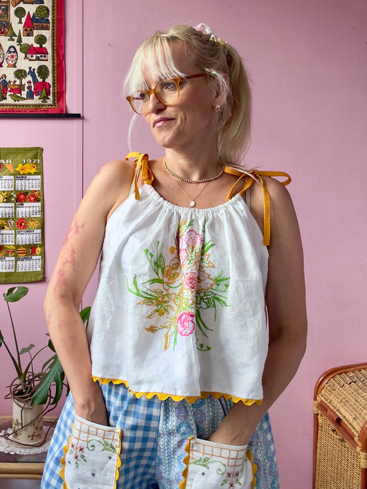 Linen strappy top with yellow straps