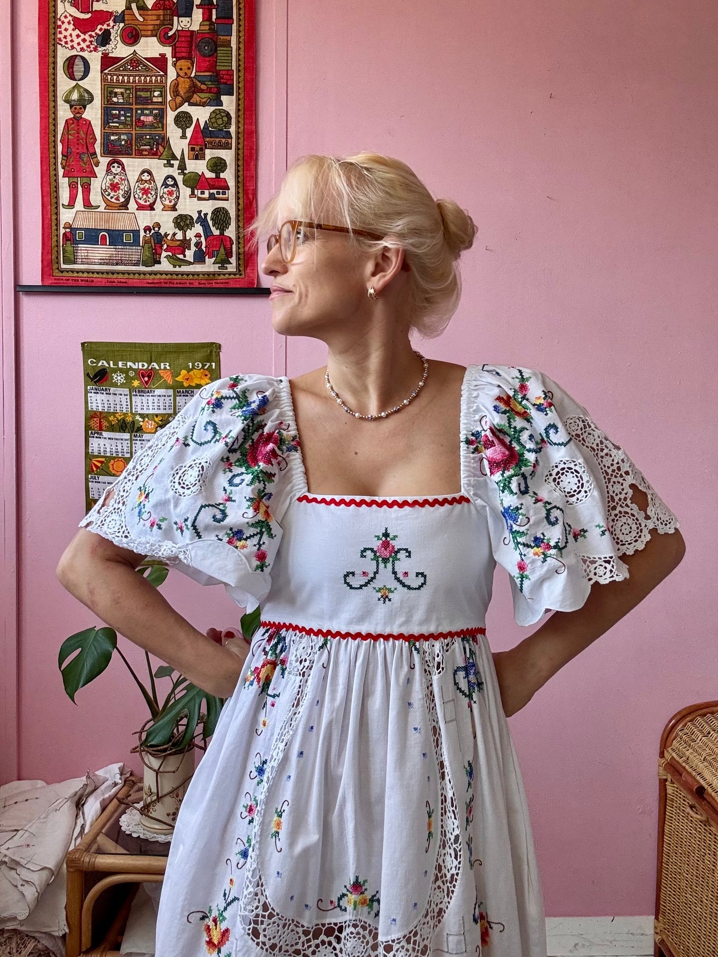 Roses embroidery maxi dress