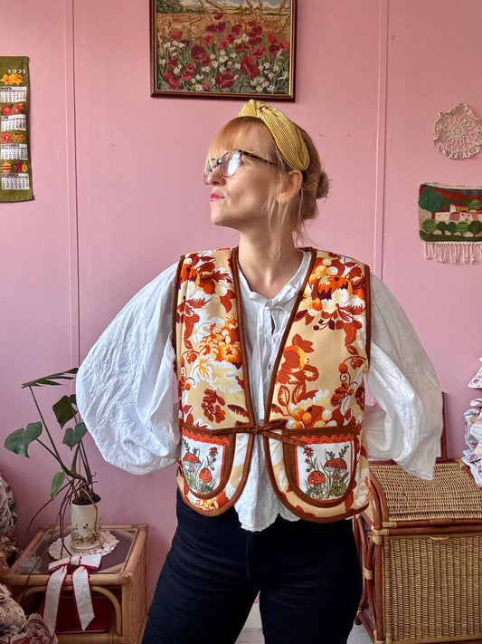 Brown floral vest with pockets