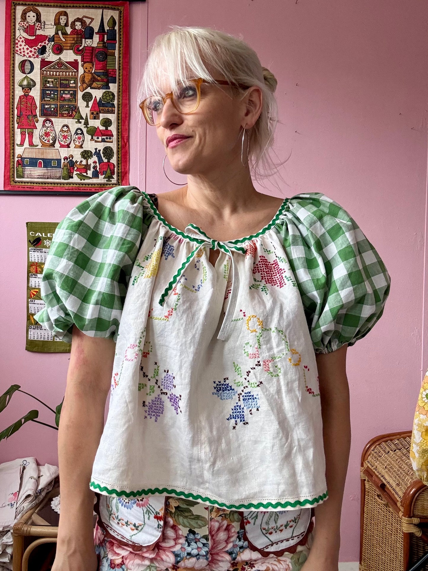Embroidery blouse with green gingham and ric rac
