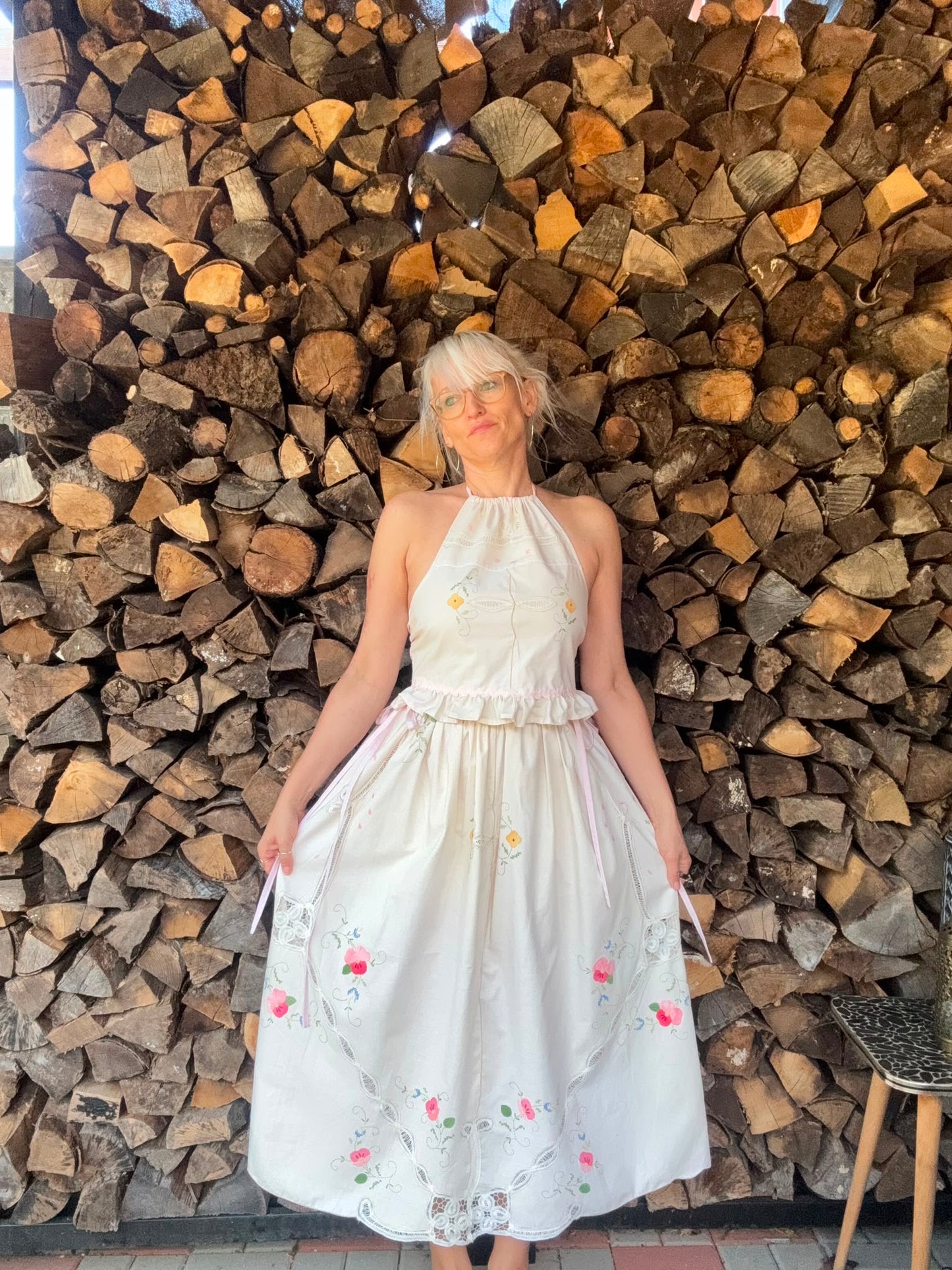 Cream skirt set with floral appliqués and lace