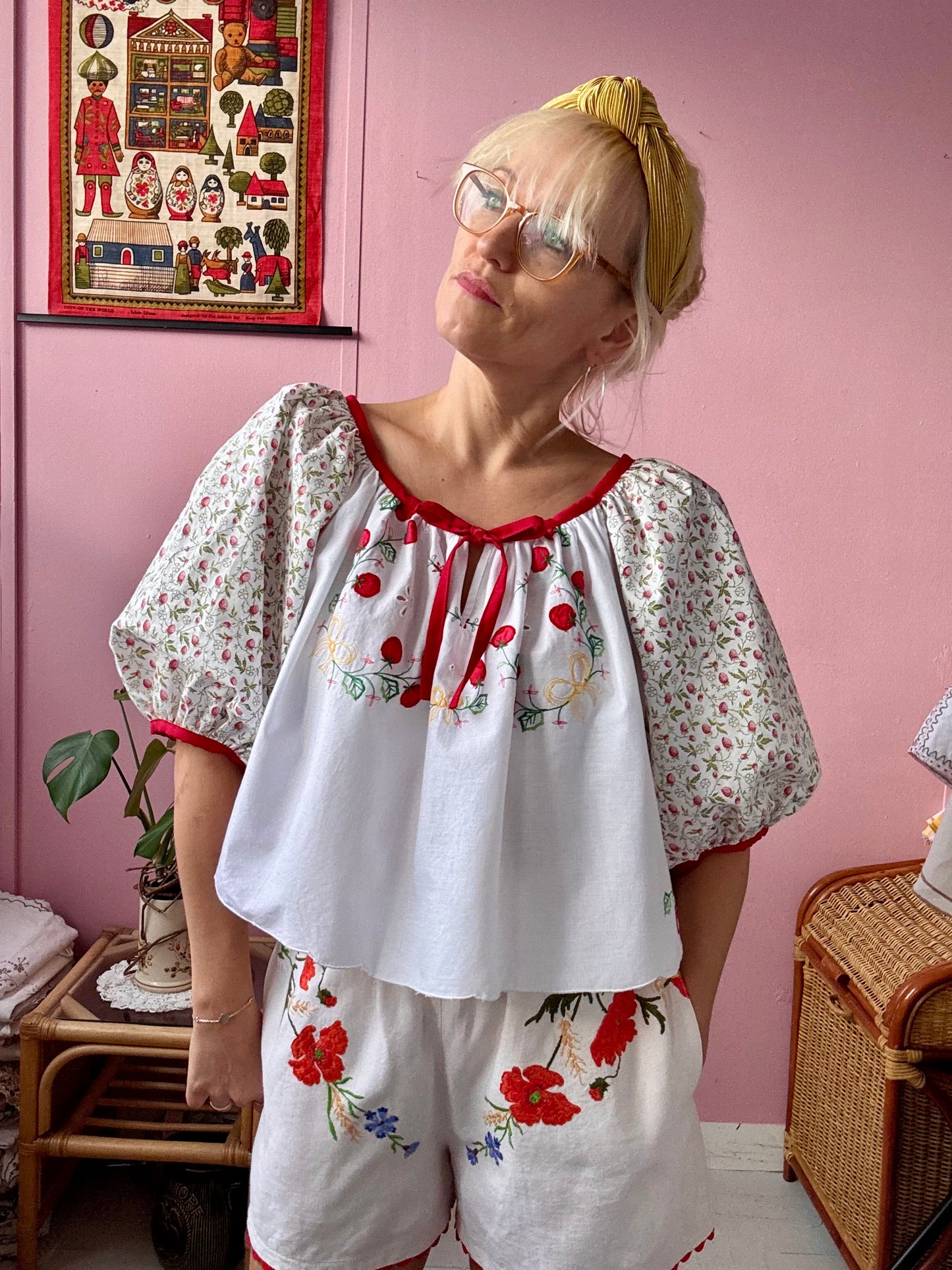 Apple and strawberry blouse